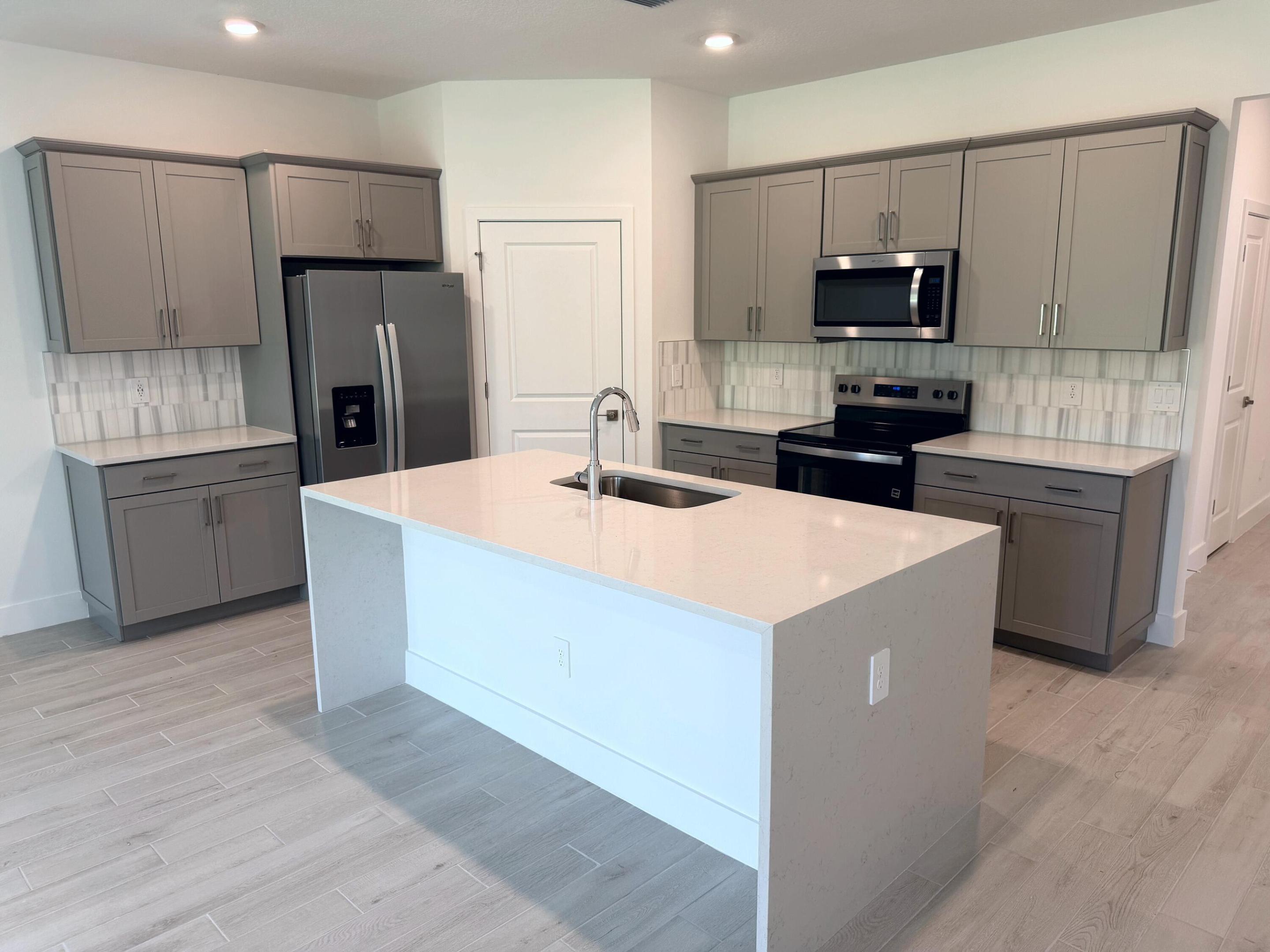 THE PRESERVE AT PARK TRACE PUD - Residential