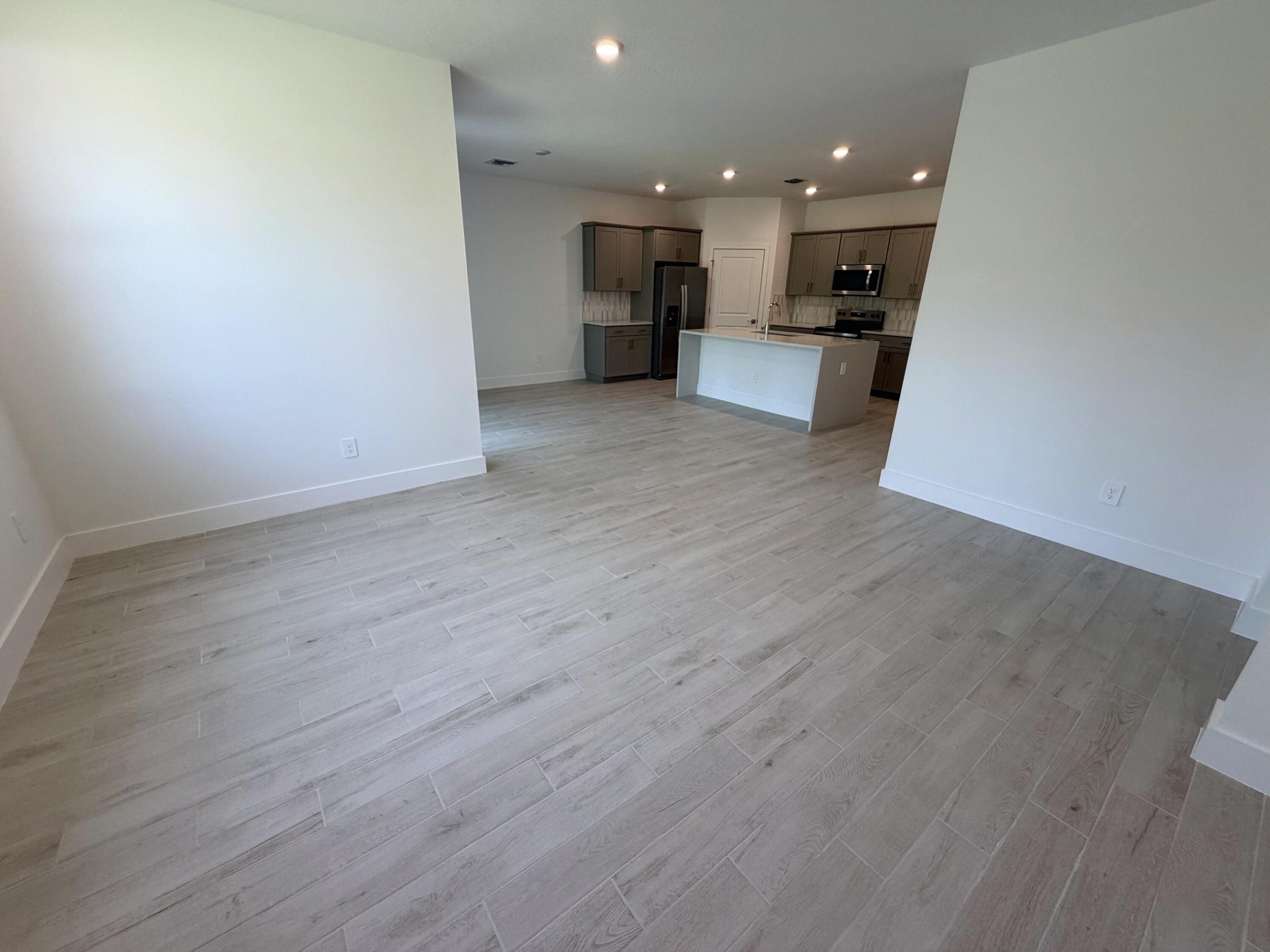 THE PRESERVE AT PARK TRACE PUD - Residential