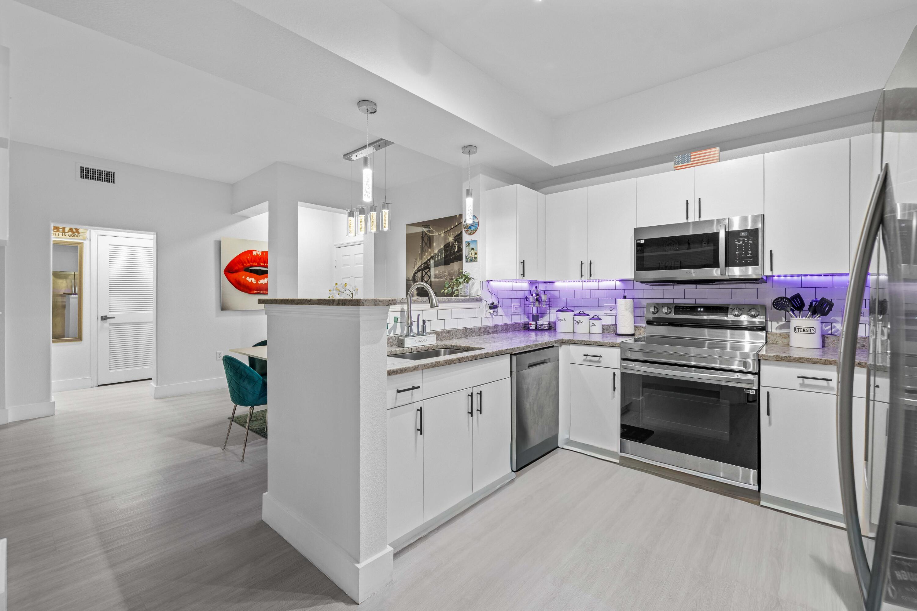 SOLE AT FORT LAUDERDALE - Residential