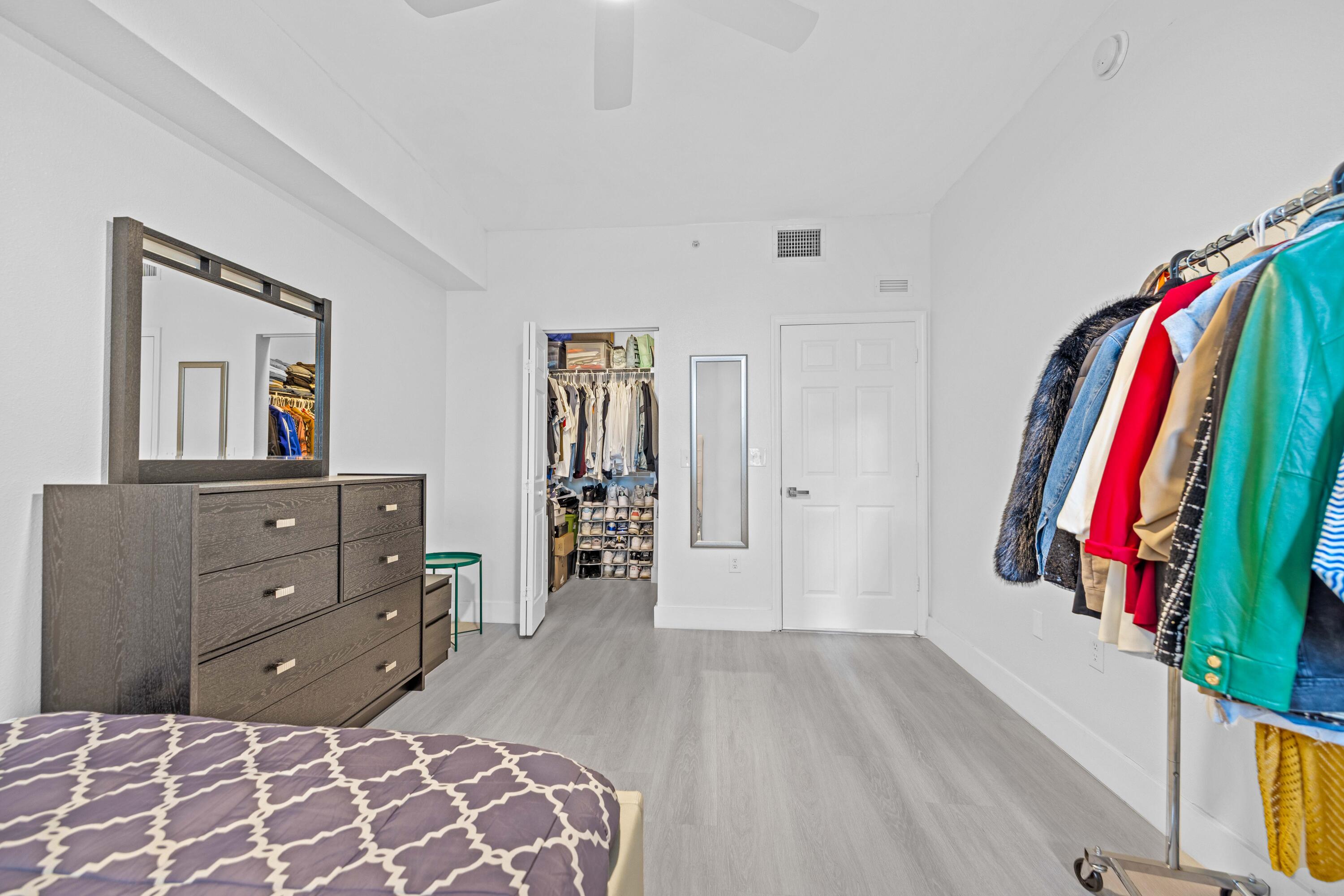 SOLE AT FORT LAUDERDALE - Residential