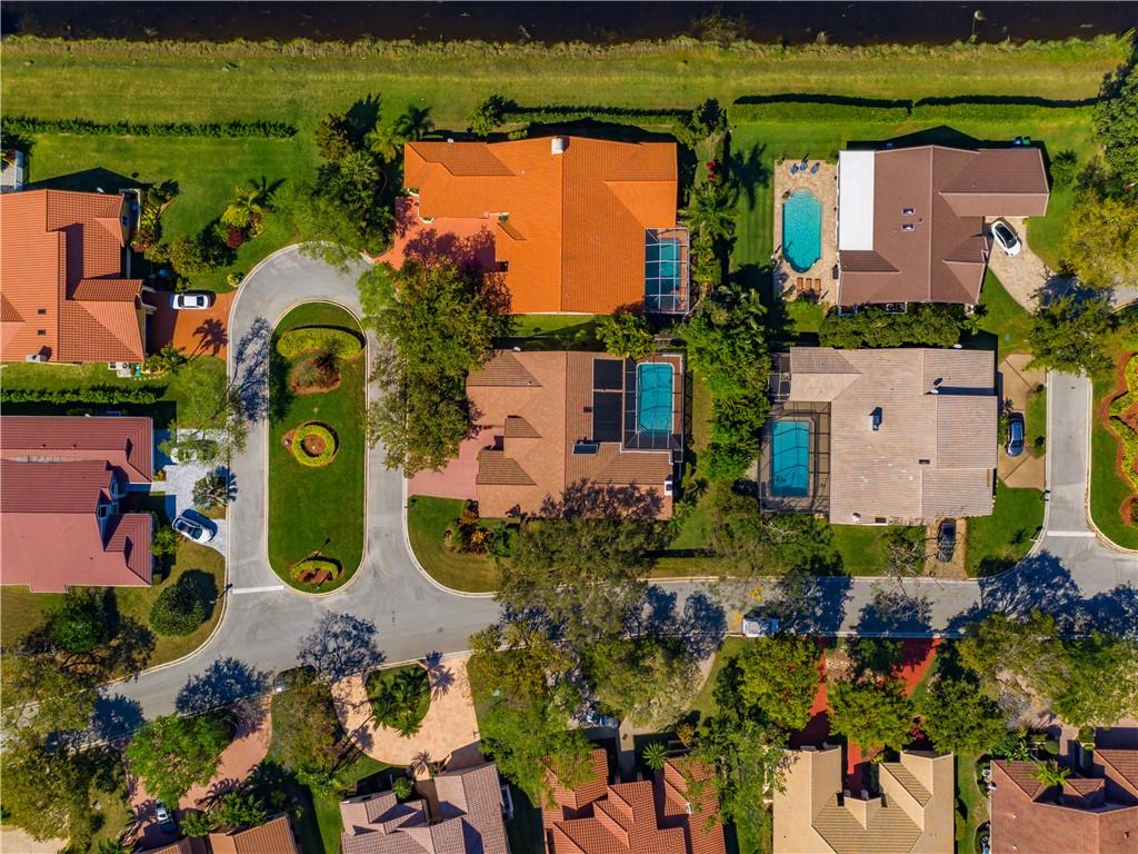 EAGLE TRACE / EAGLE POINT - Residential