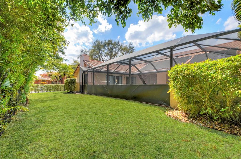 EAGLE TRACE / EAGLE POINT - Residential