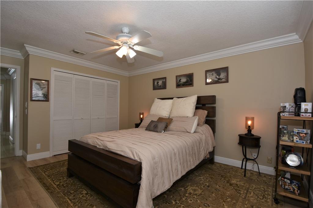 EAGLE TRACE / EAGLE POINT - Residential