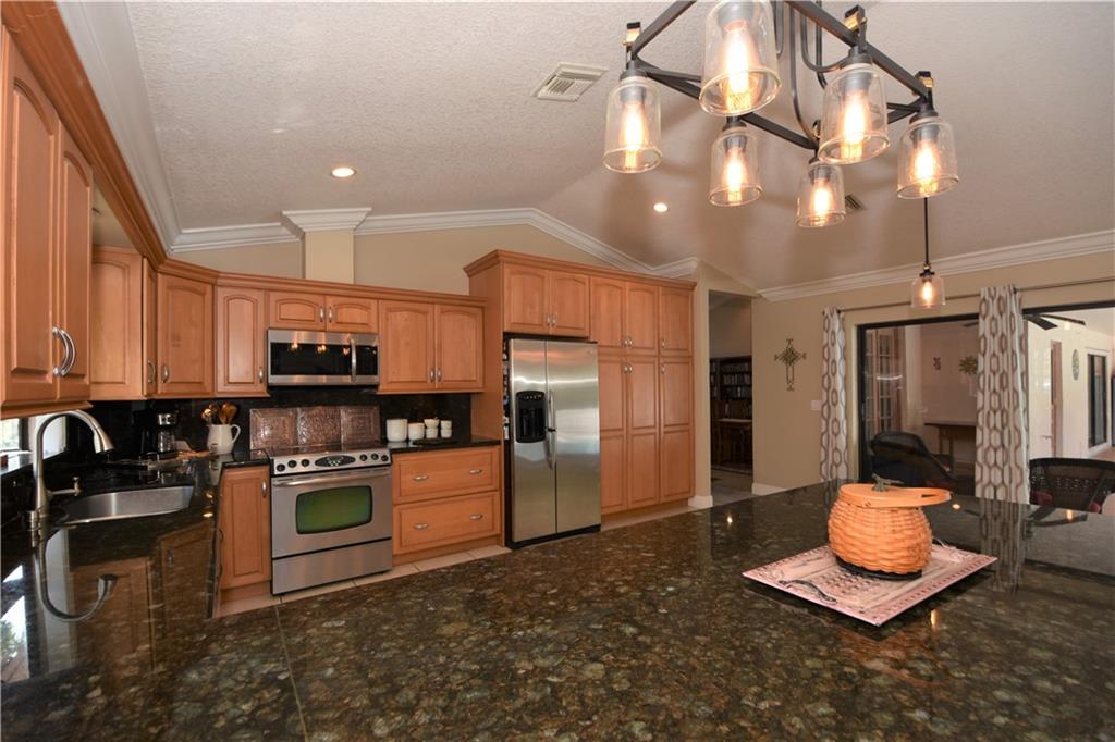 EAGLE TRACE / EAGLE POINT - Residential