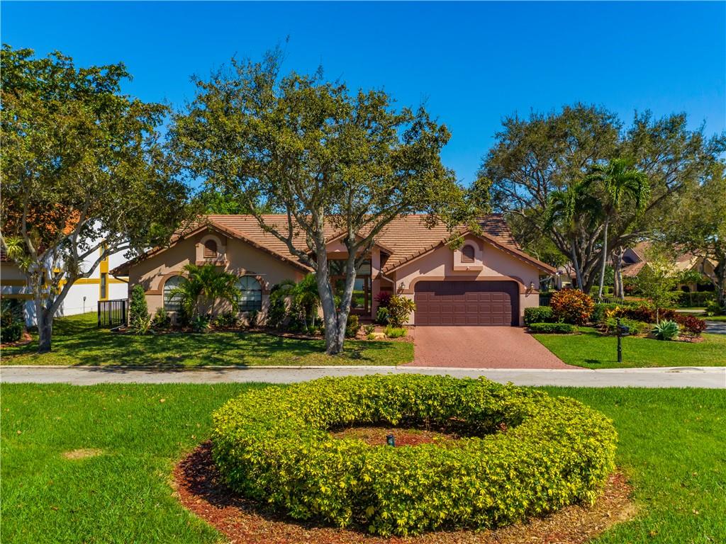 EAGLE TRACE / EAGLE POINT - Residential