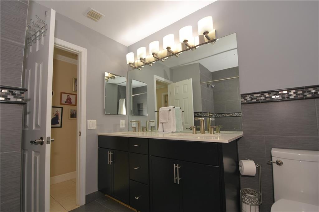 EAGLE TRACE / EAGLE POINT - Residential