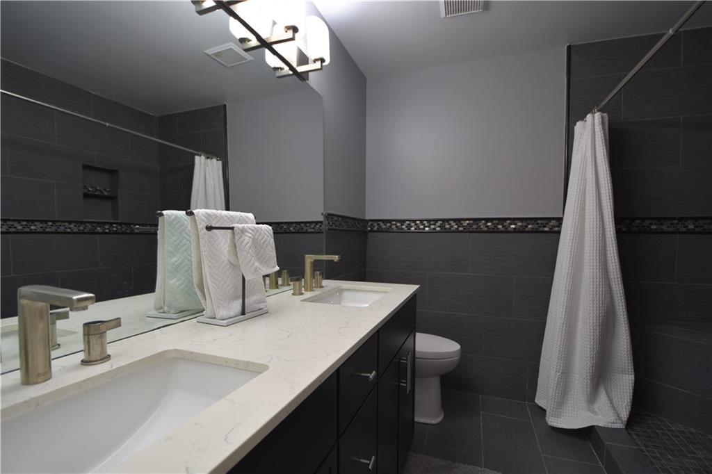 EAGLE TRACE / EAGLE POINT - Residential