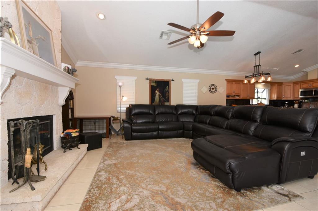 EAGLE TRACE / EAGLE POINT - Residential