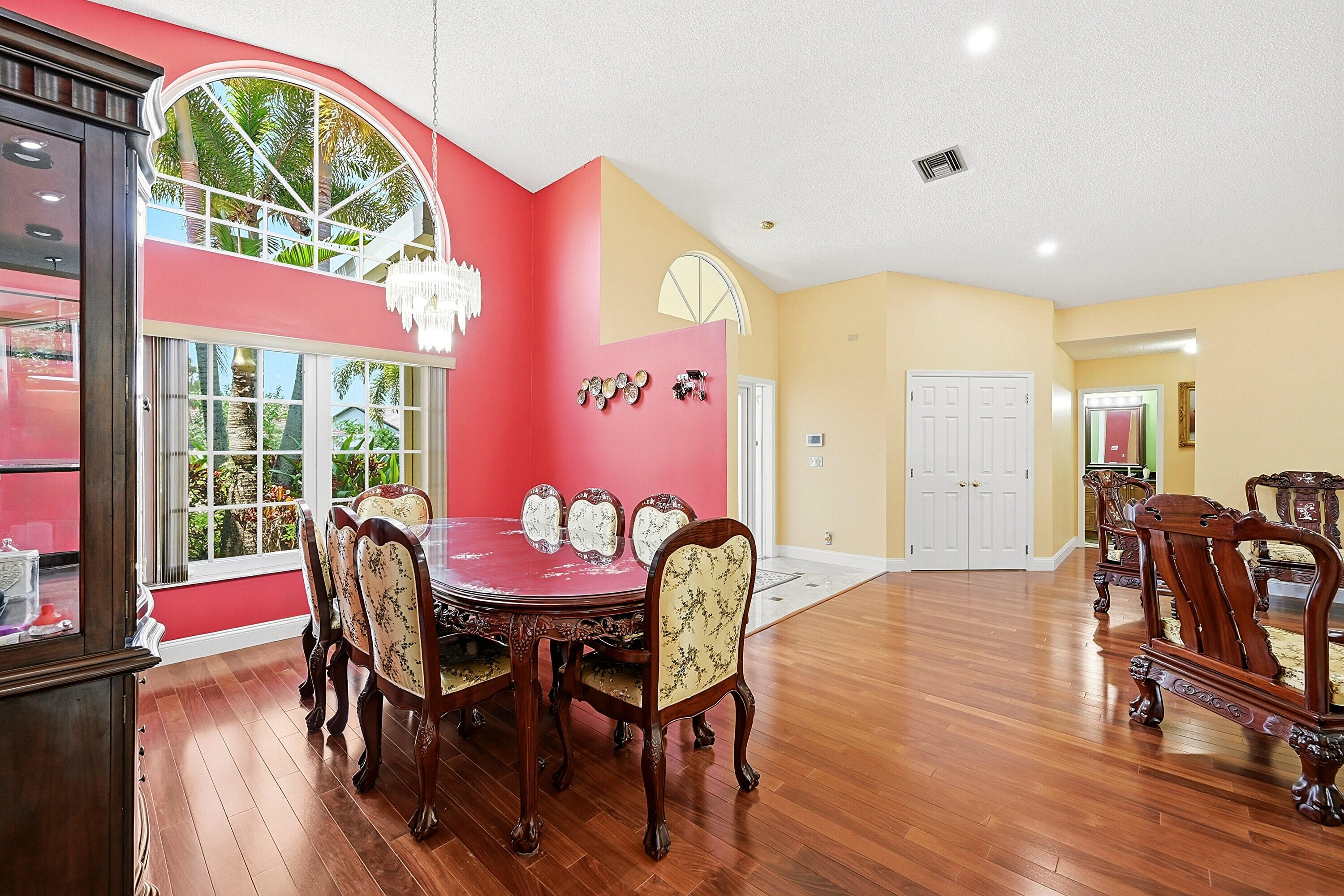 NORTH SPRINGS - Residential