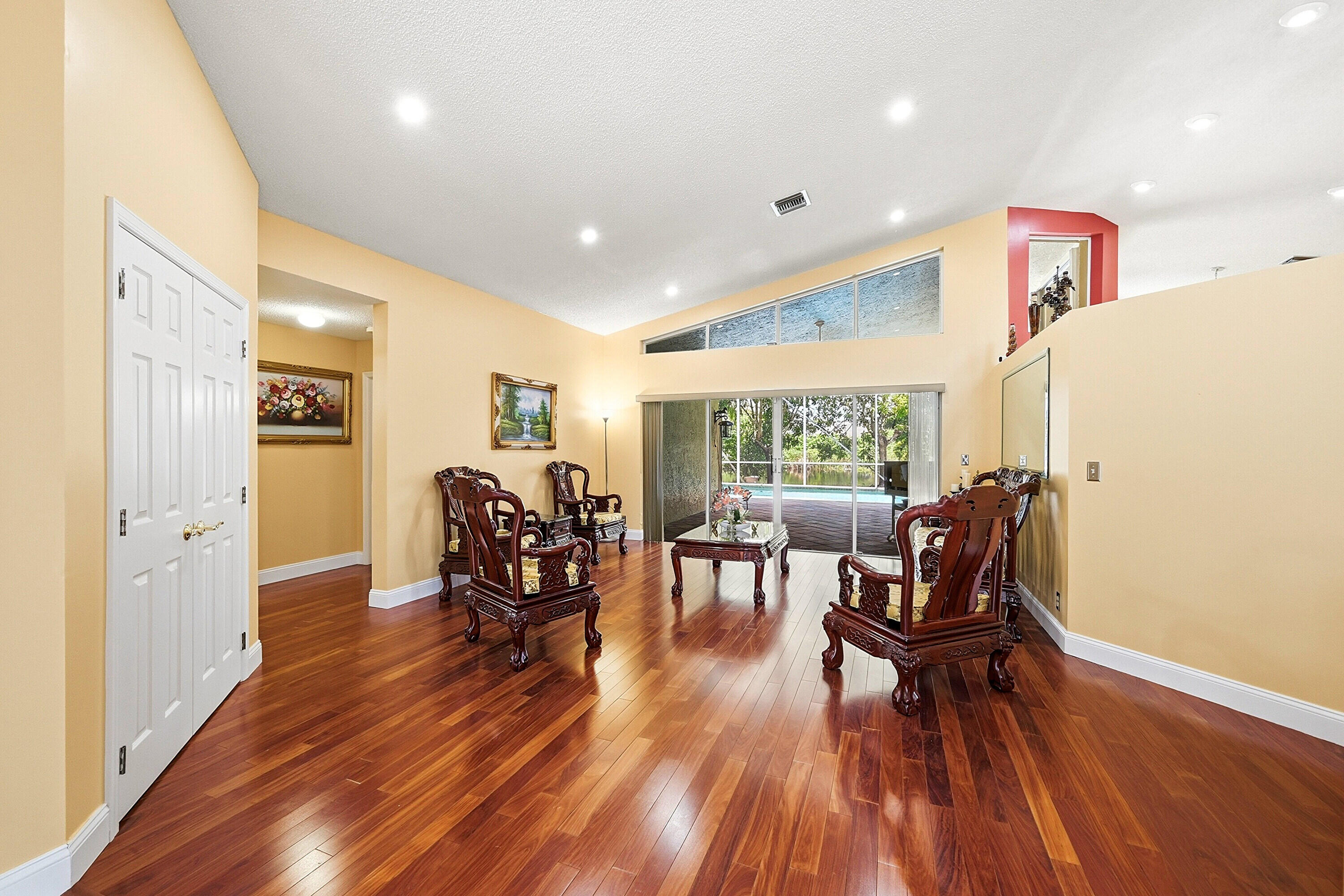 NORTH SPRINGS - Residential