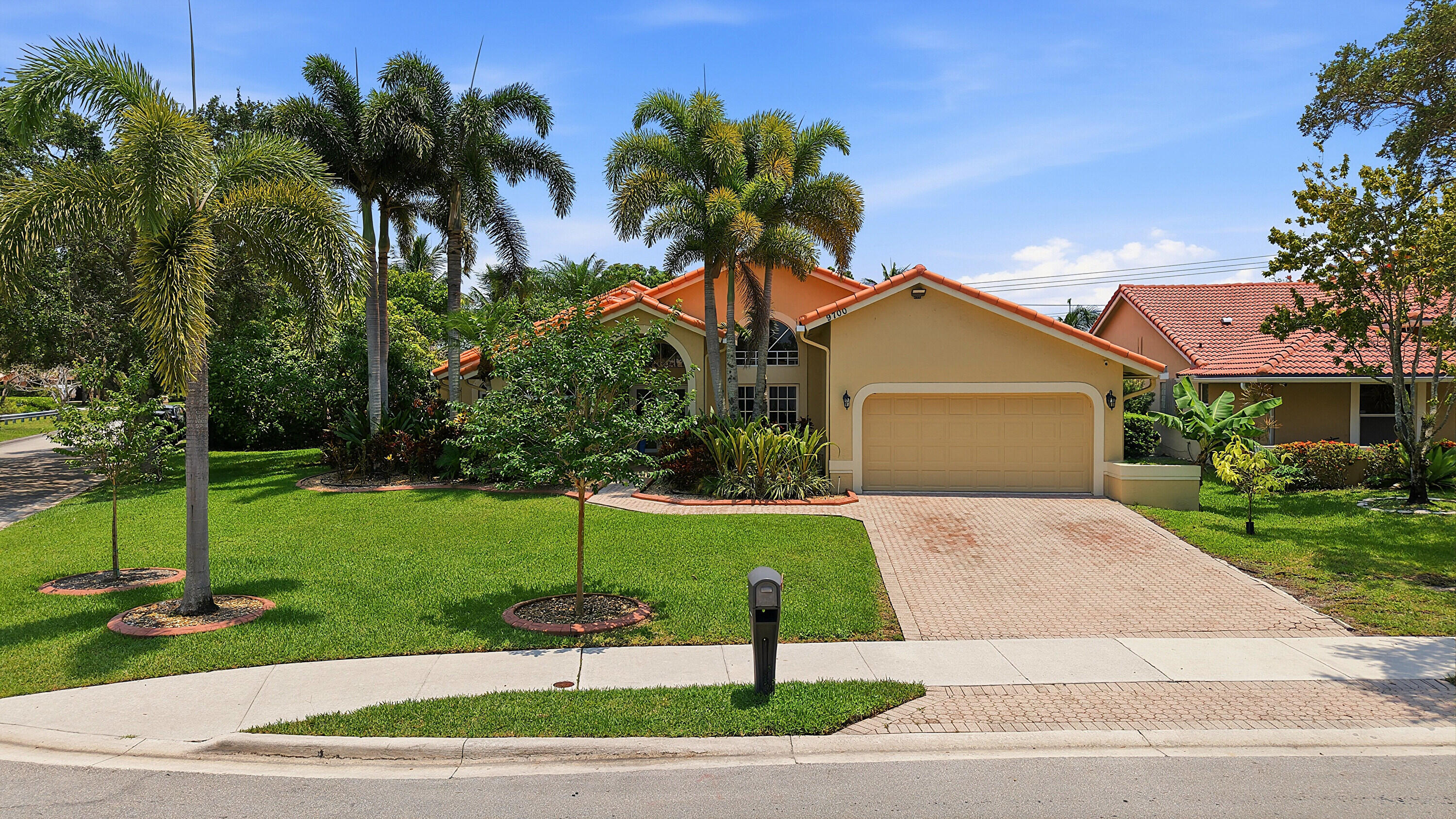 NORTH SPRINGS - Residential