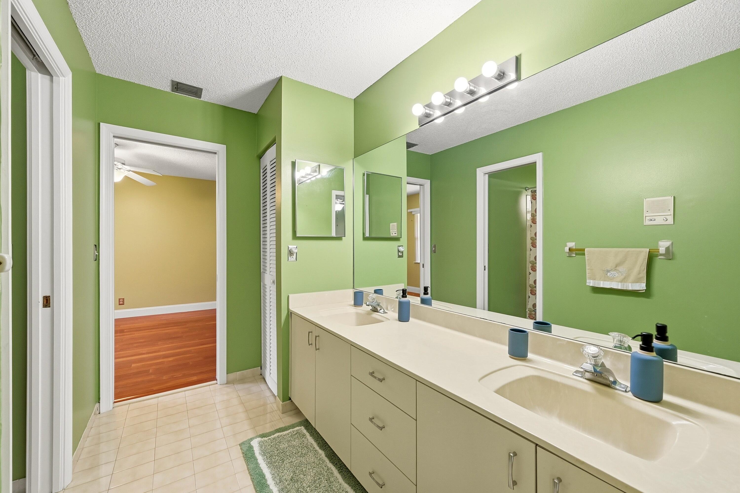 NORTH SPRINGS - Residential