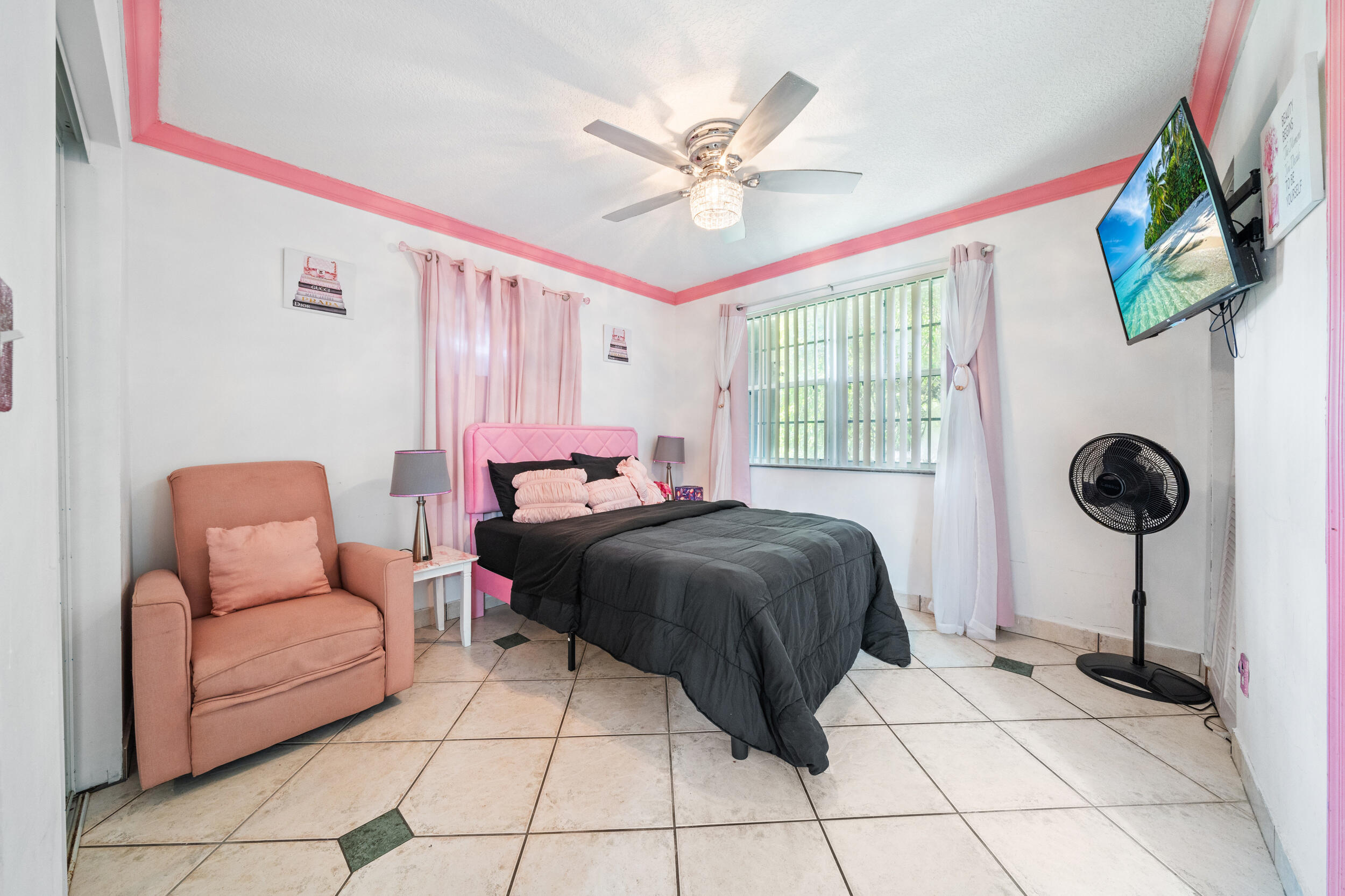 WEST CARVER RANCHES ADD NO 2 - Residential