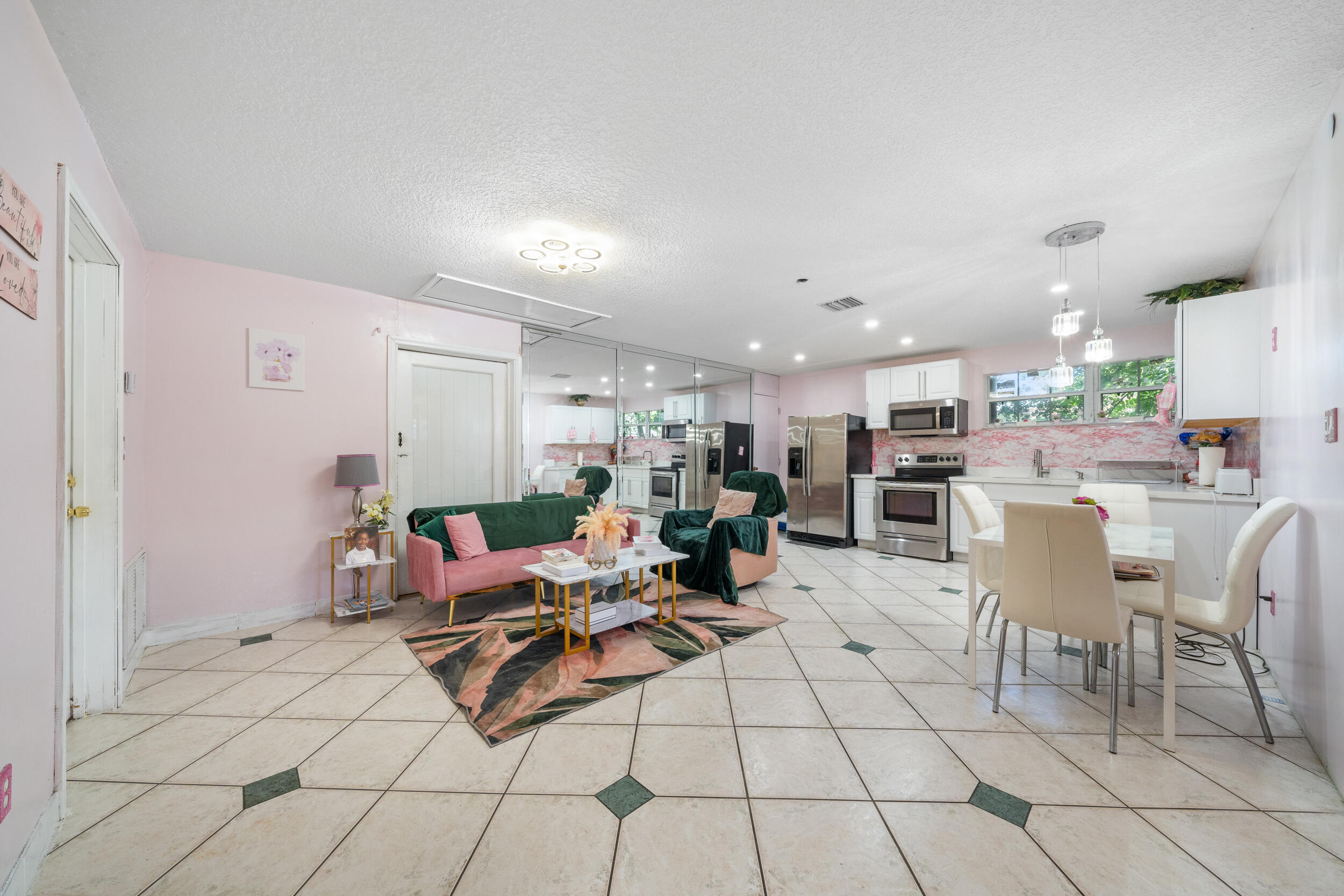 WEST CARVER RANCHES ADD NO 2 - Residential
