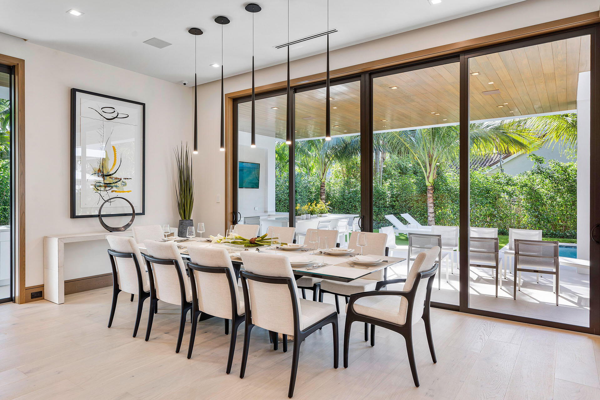 ROYAL PALM YACHT & COUNTRY CLUB - Residential