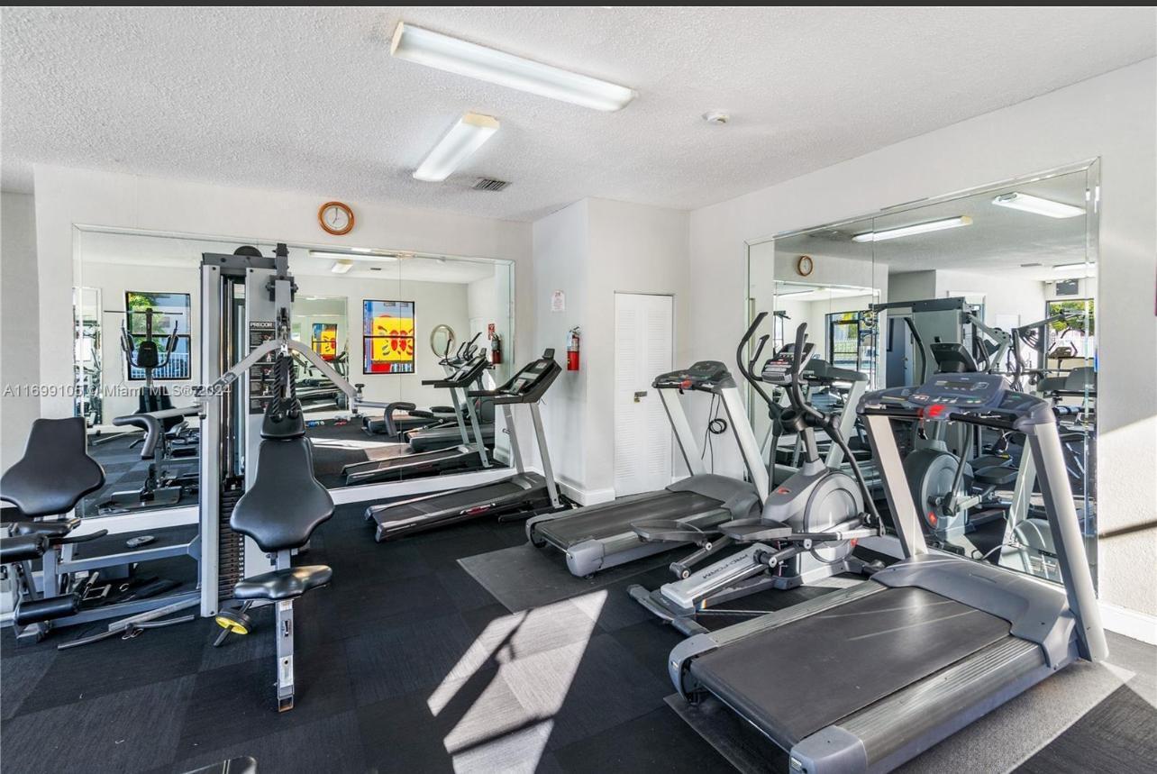 FONTAINEBLEAU GARDENS CONDO - Residential