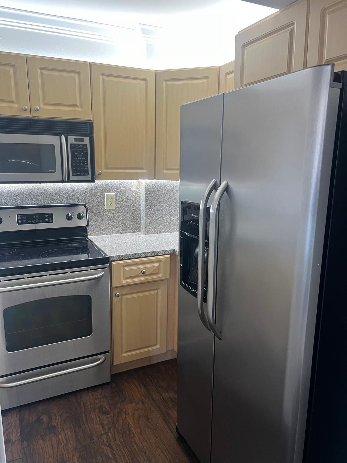 FONTAINEBLEAU GARDENS CONDO - Residential