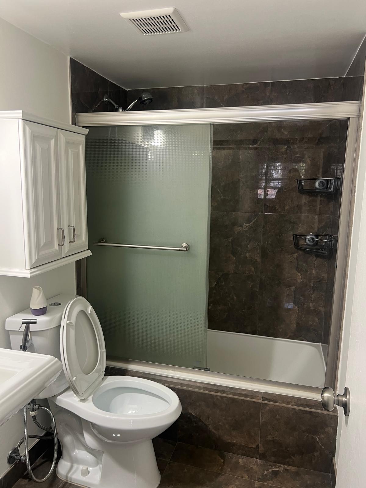 FONTAINEBLEAU GARDENS CONDO - Residential