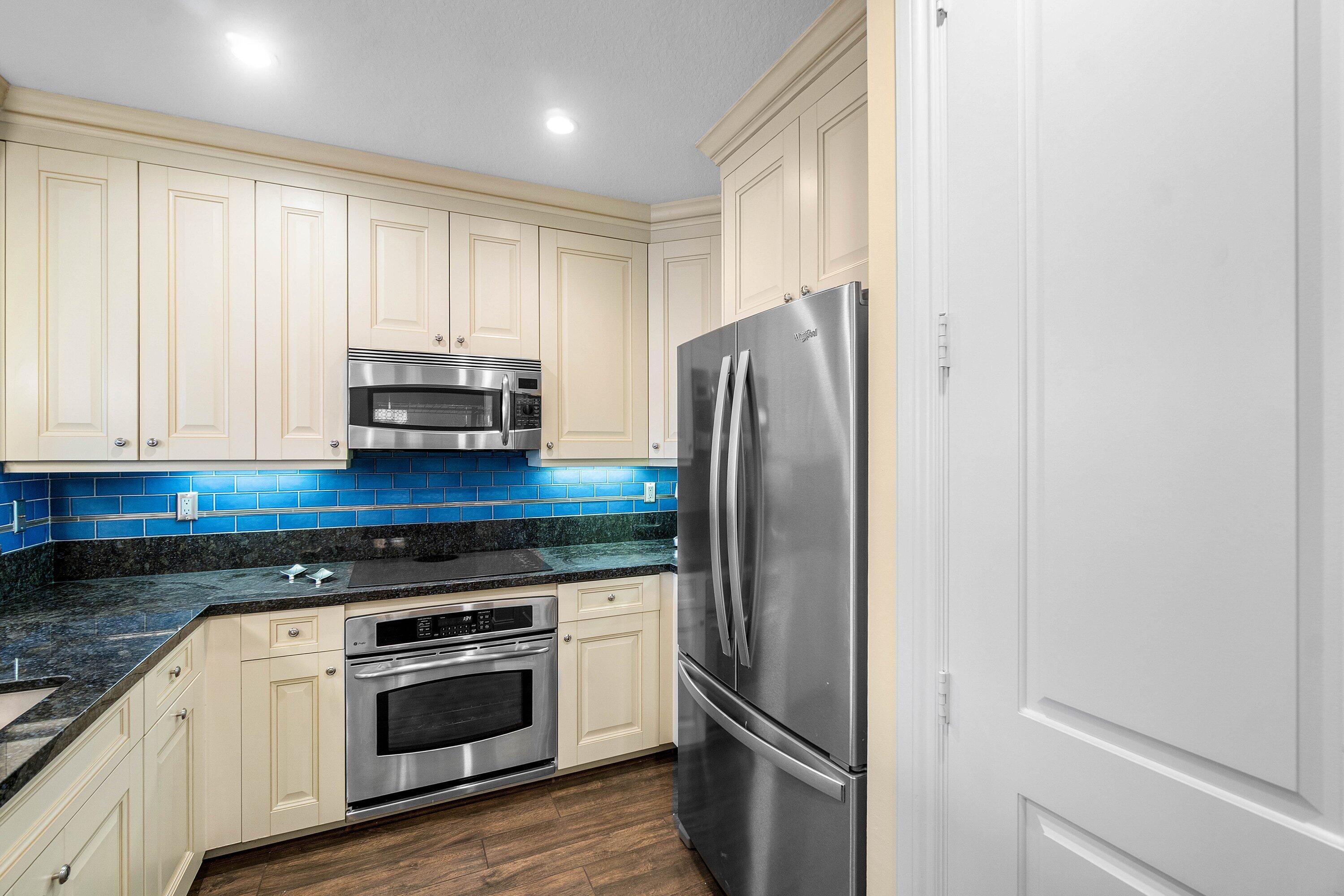 CITY WALK AT PINEAPPLE GROVE CONDO - Residential