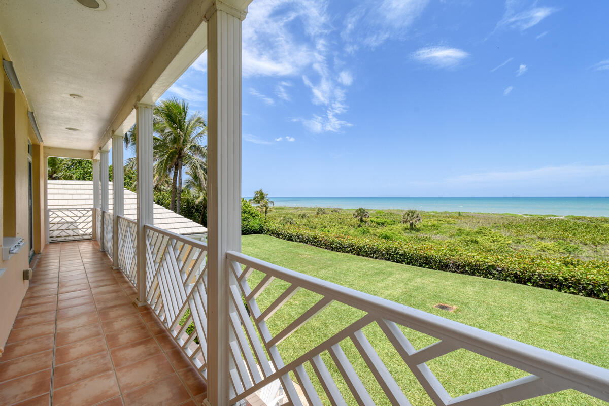 SEVEN OAKS ISLAND - Residential