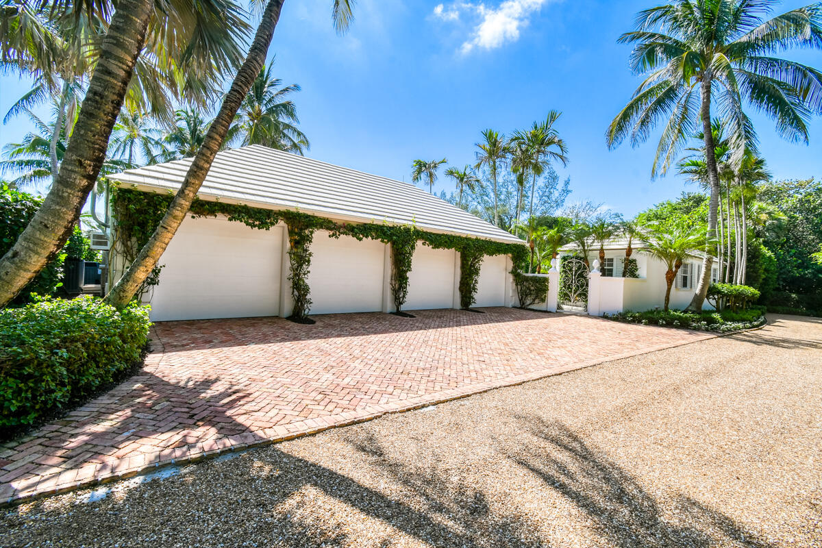 SEVEN OAKS ISLAND - Residential