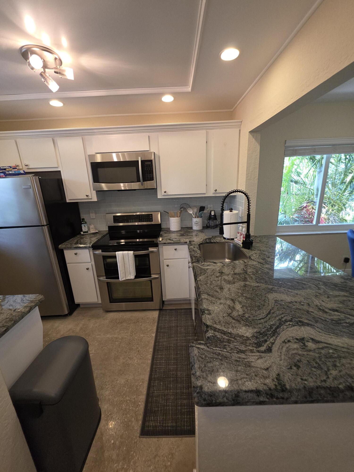 SERENA VISTA CONDO - Residential