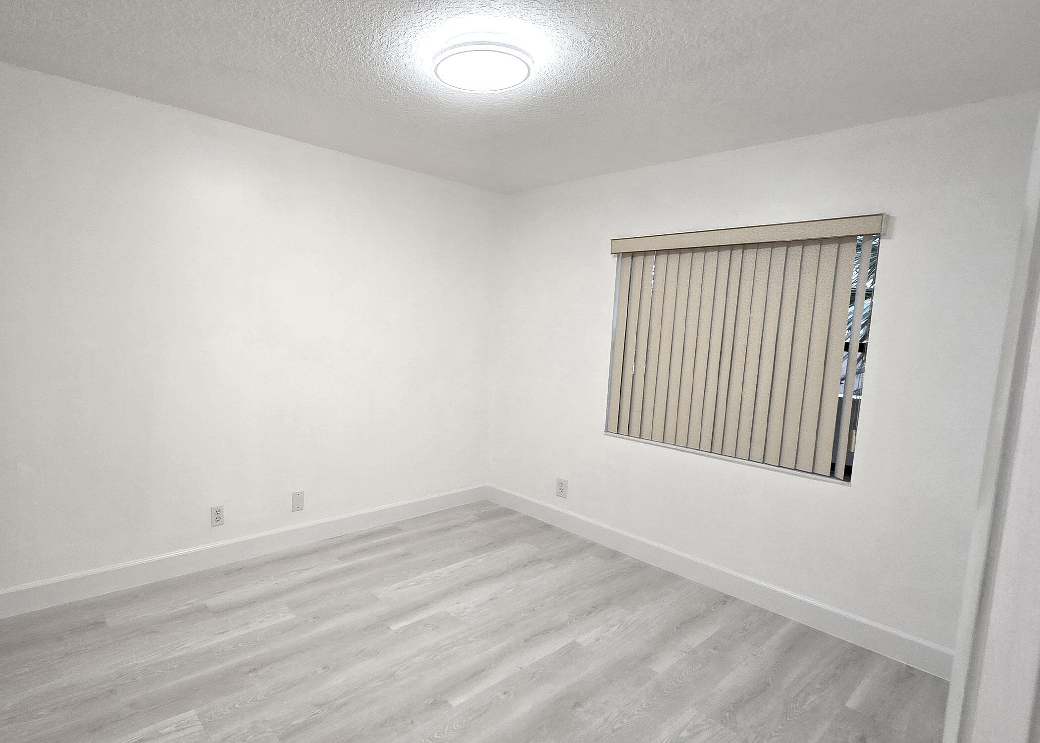 TRADEWINDS B CONDO - Residential Lease