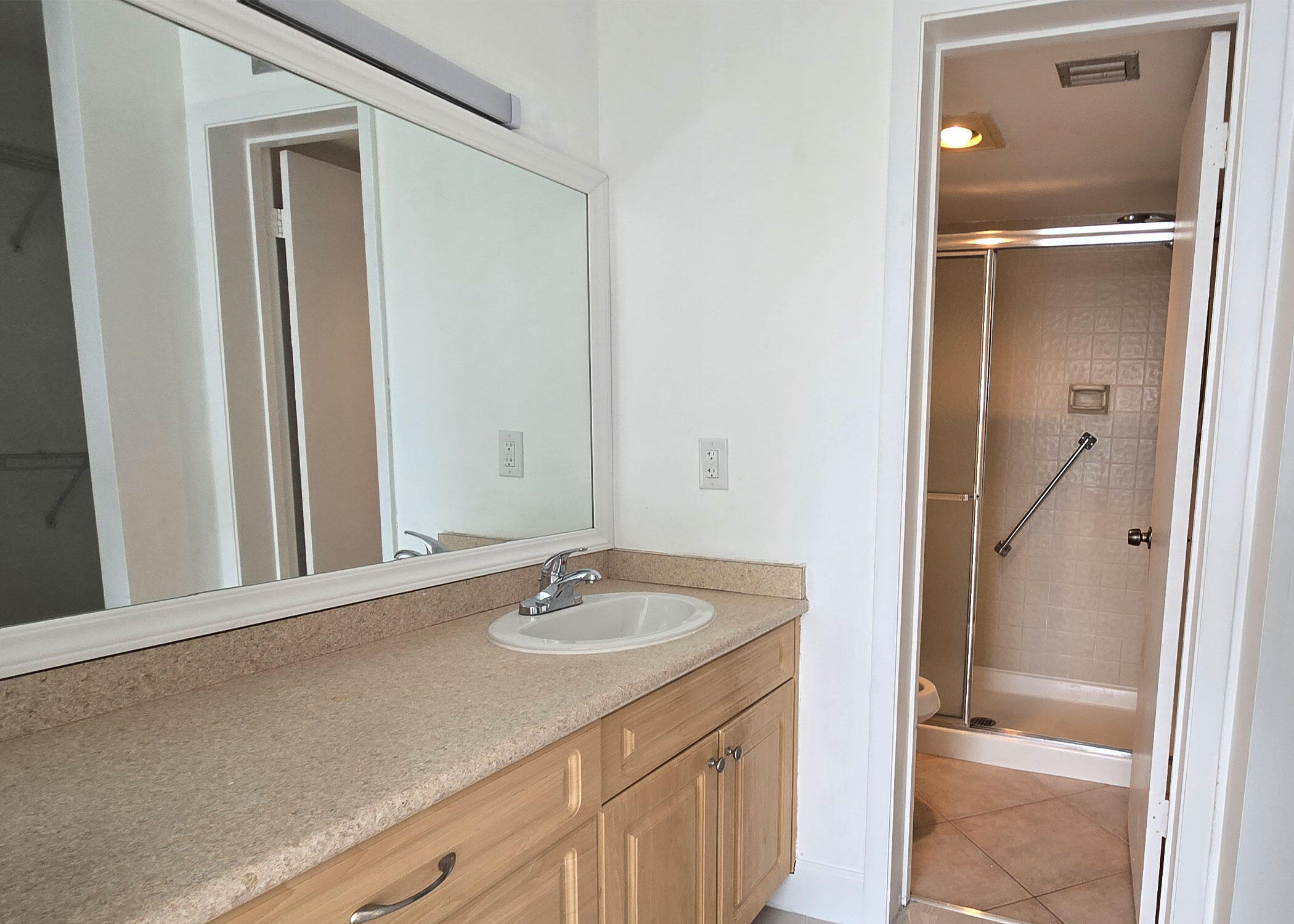 TRADEWINDS B CONDO - Residential Lease