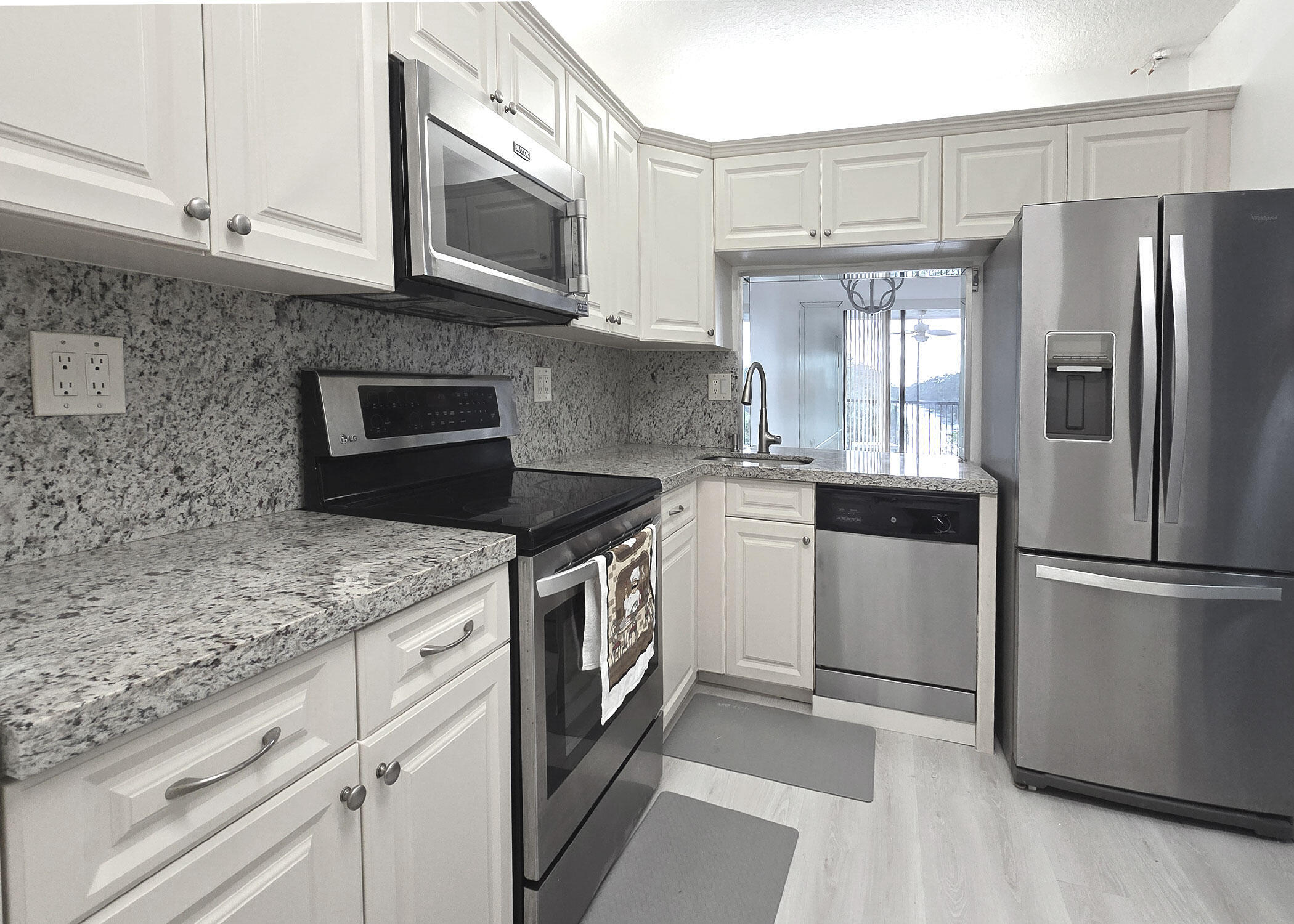 TRADEWINDS B CONDO - Residential Lease