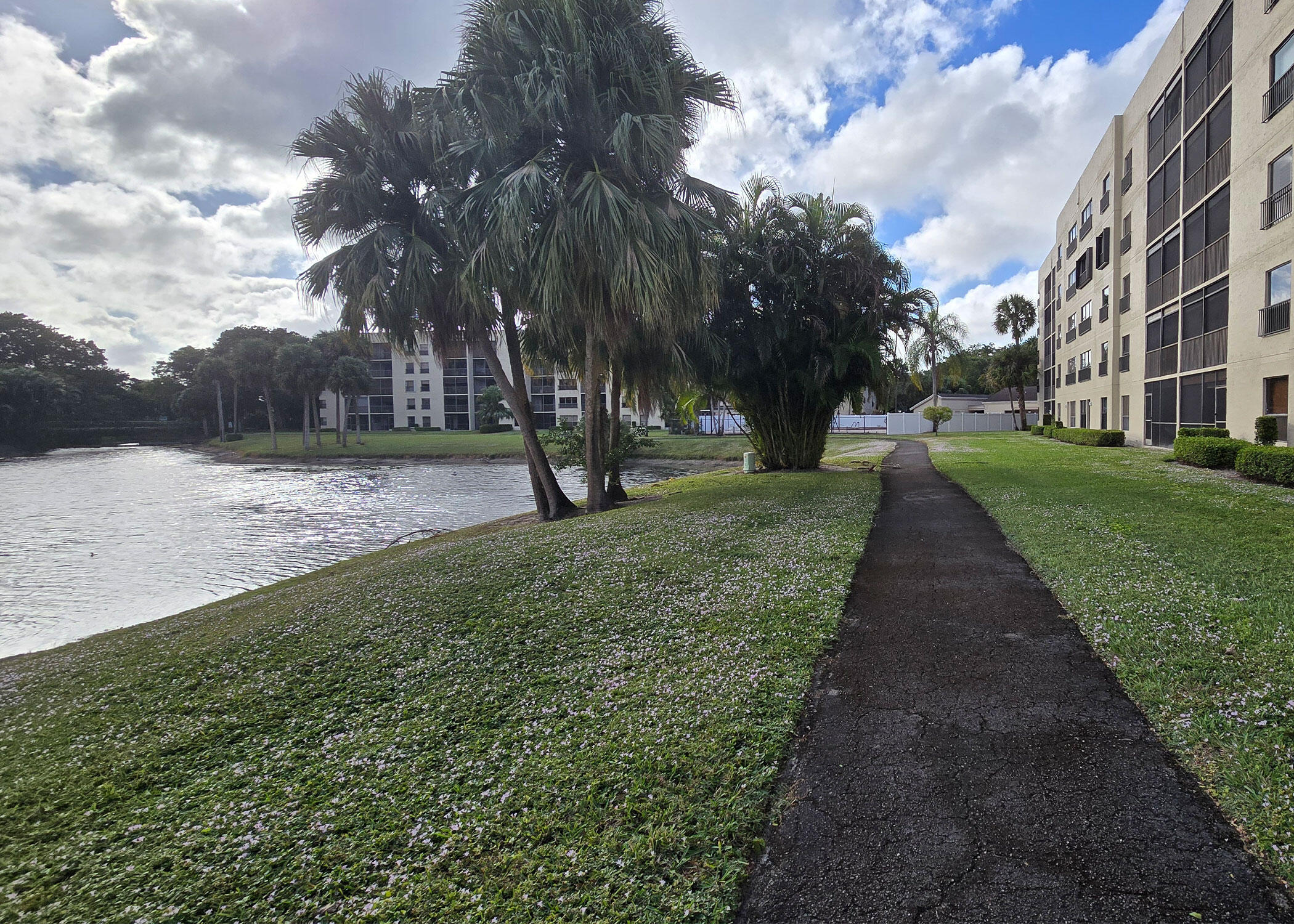 TRADEWINDS B CONDO - Residential Lease