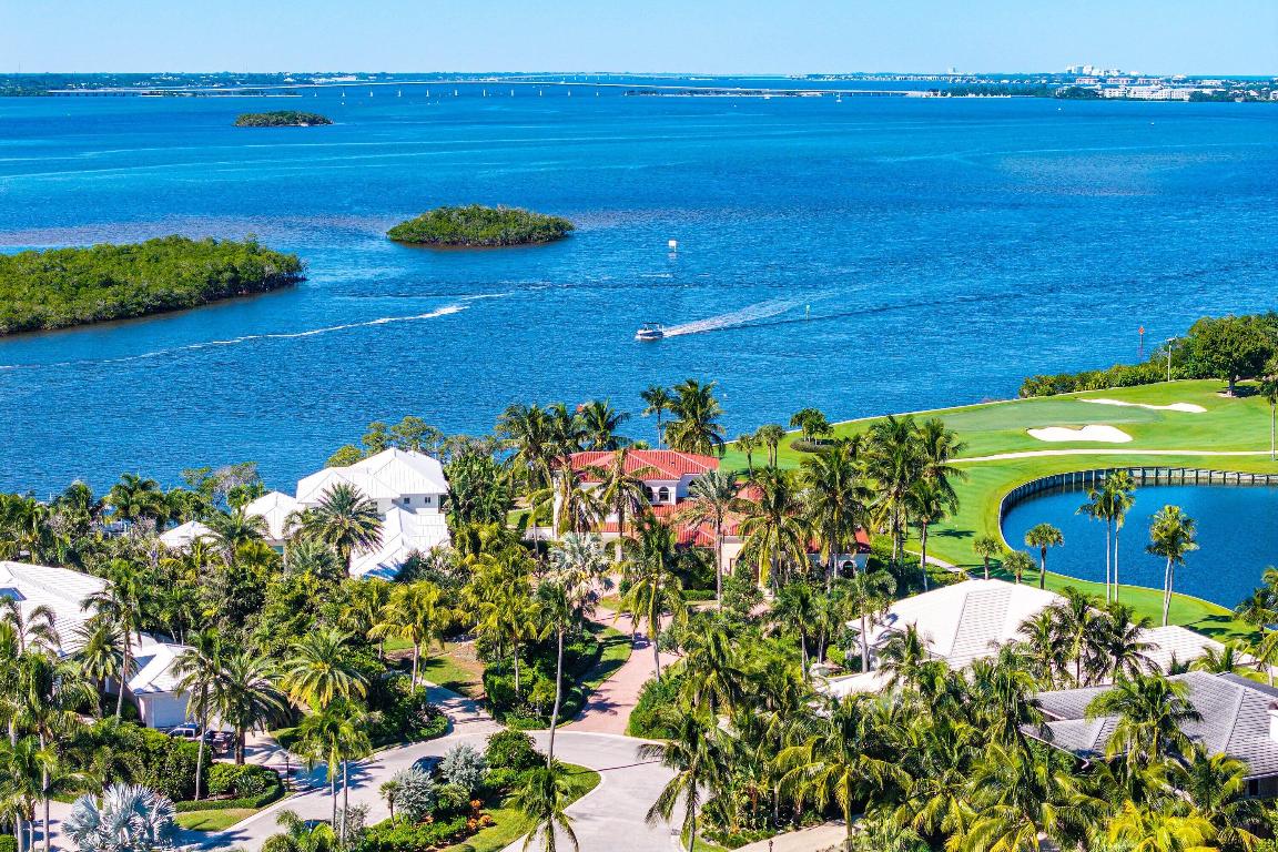 SAILFISH POINT - Residential