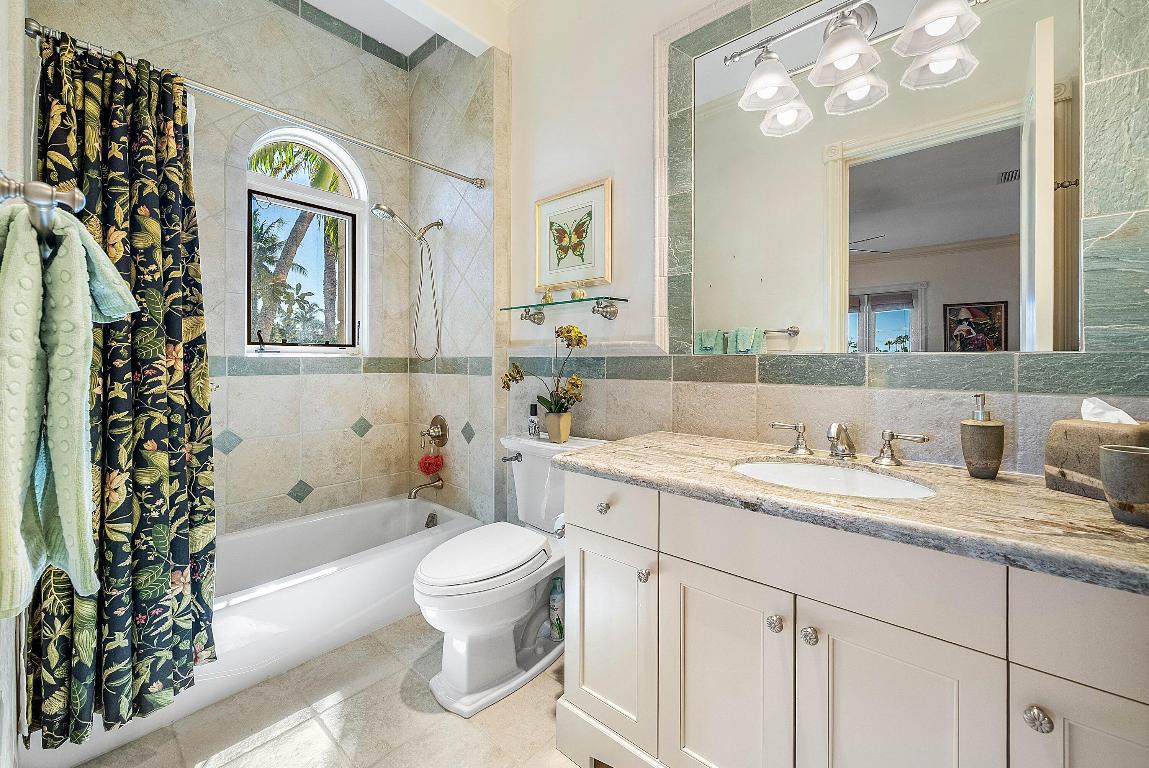 SAILFISH POINT - Residential