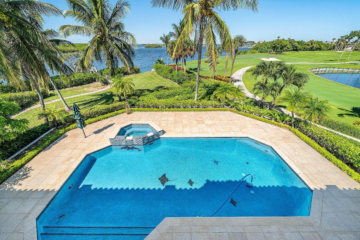 SAILFISH POINT - Residential