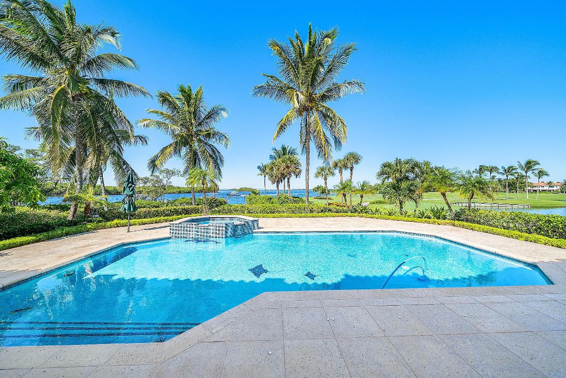 SAILFISH POINT - Residential