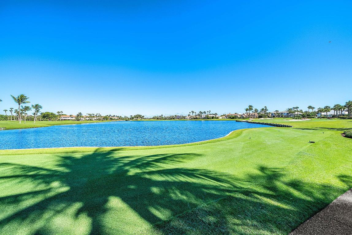 SAILFISH POINT - Residential