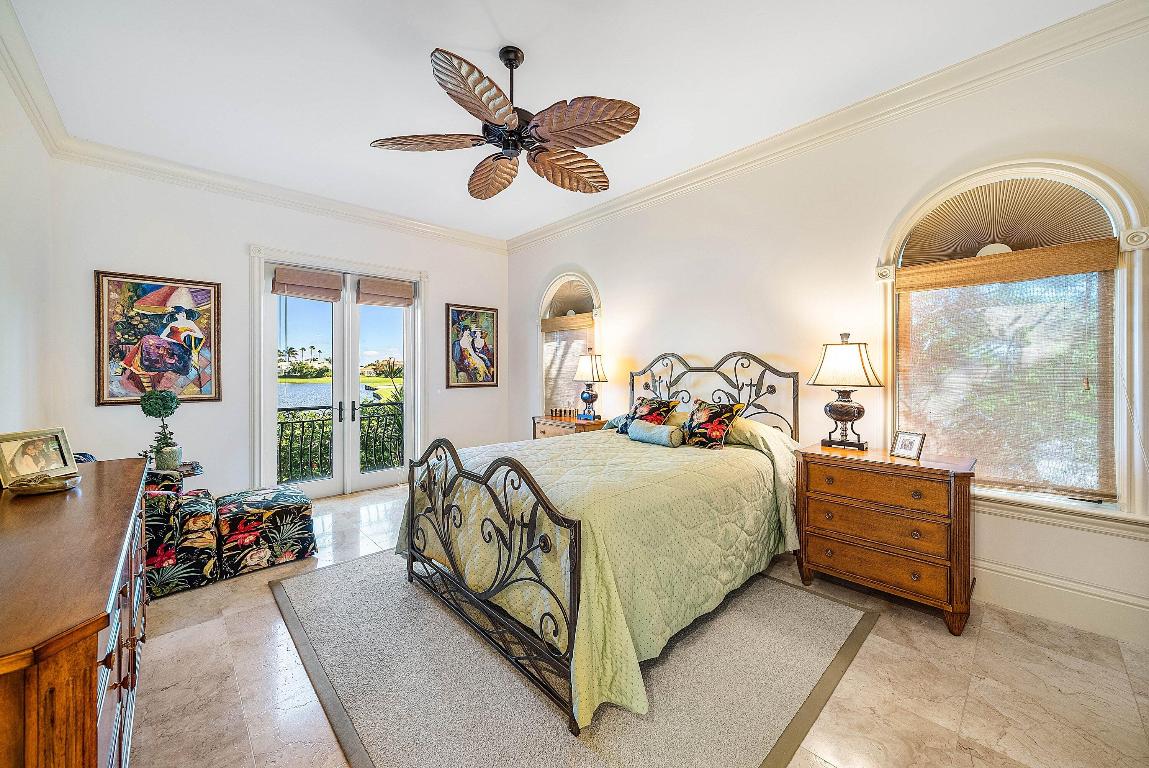 SAILFISH POINT - Residential