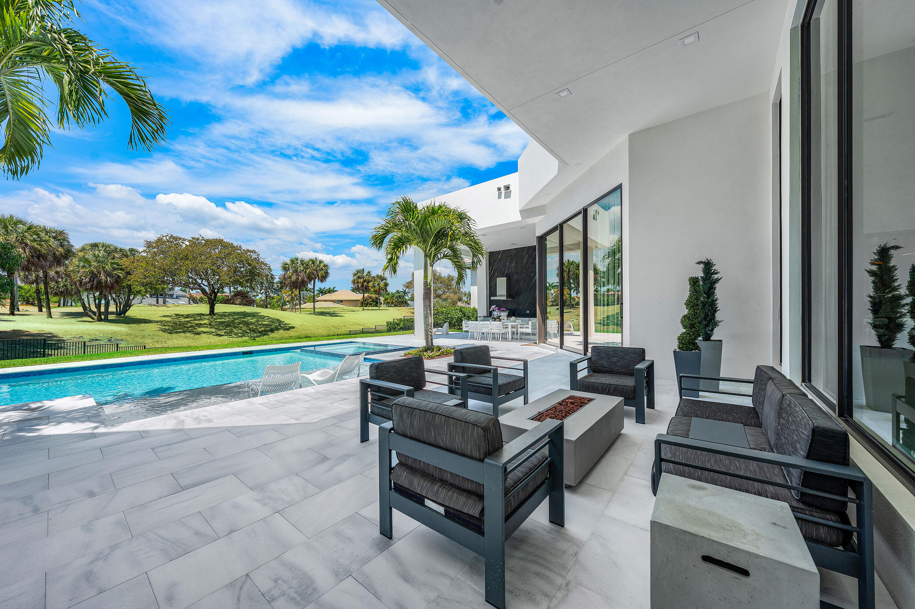 ST ANDREWS COUNTRY CLUB - Residential
