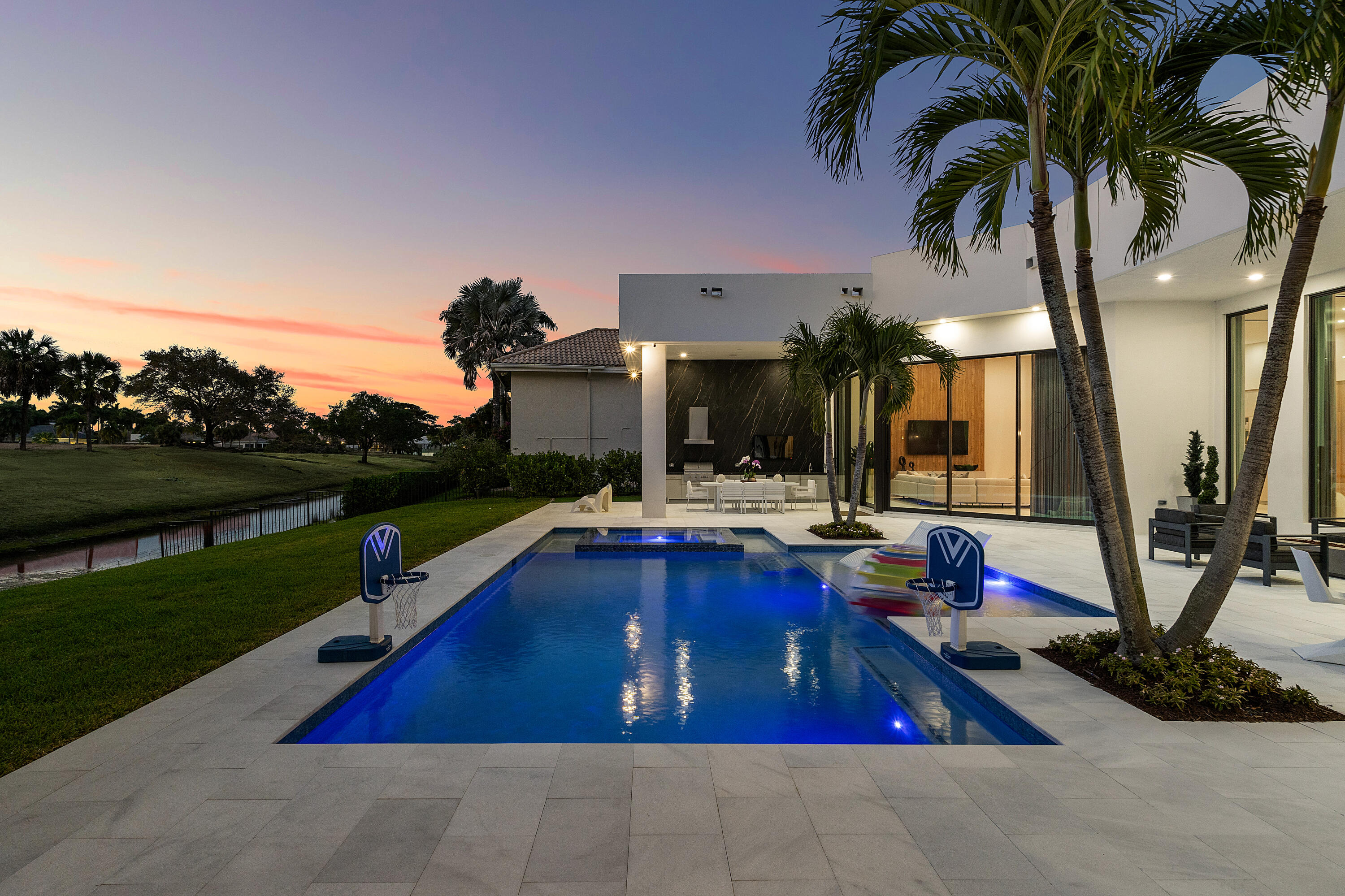 ST ANDREWS COUNTRY CLUB - Residential