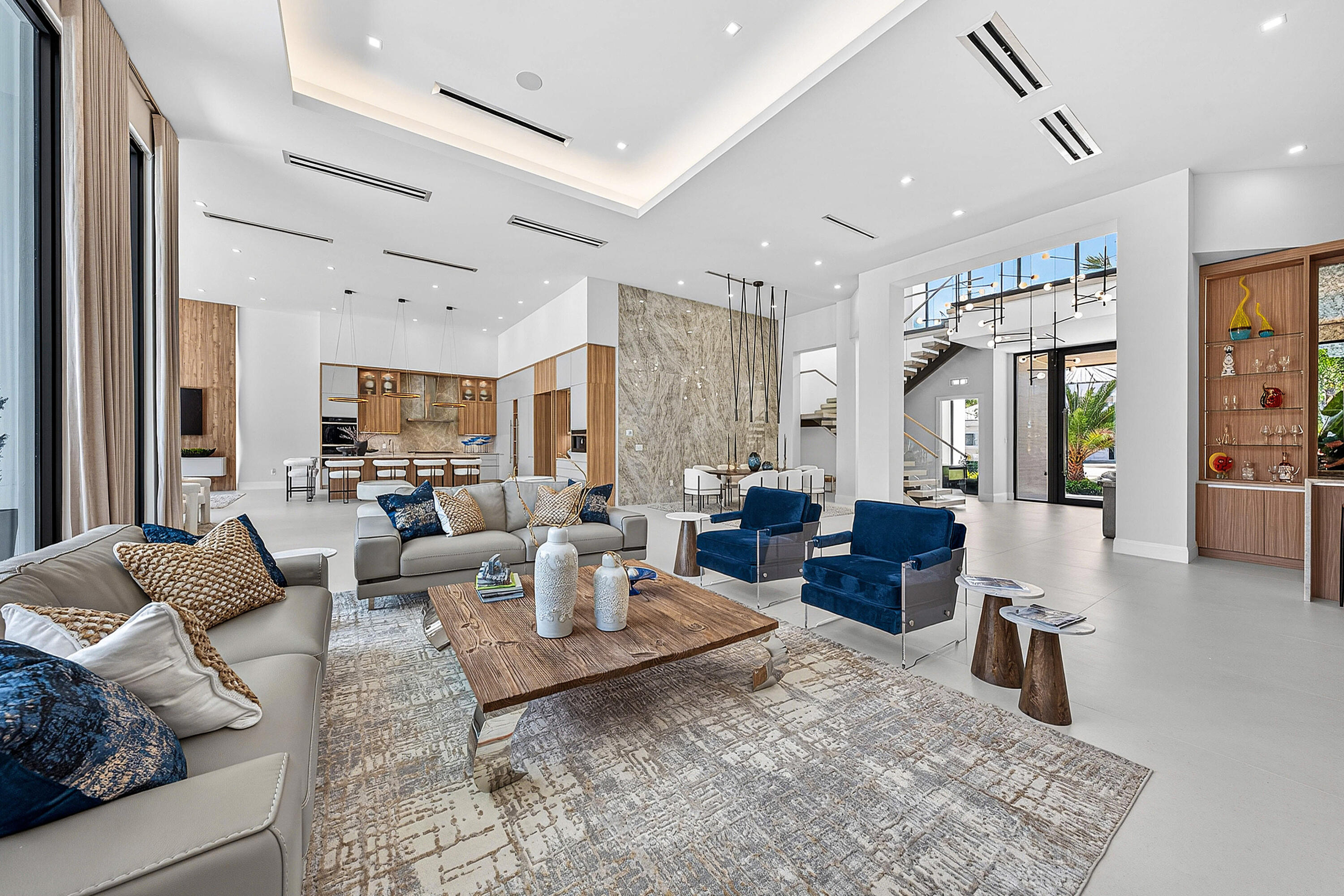 ST ANDREWS COUNTRY CLUB - Residential