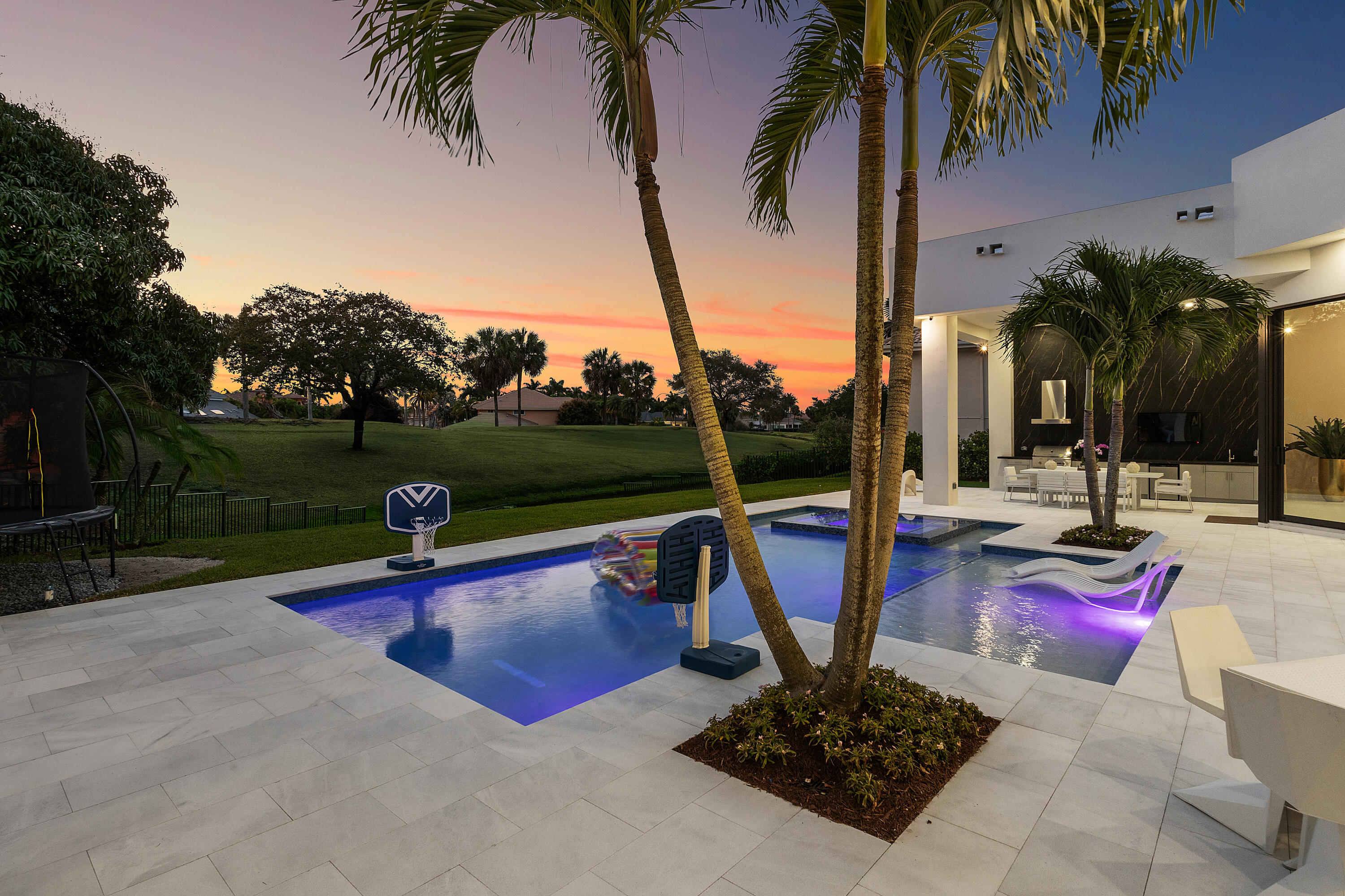 ST ANDREWS COUNTRY CLUB - Residential