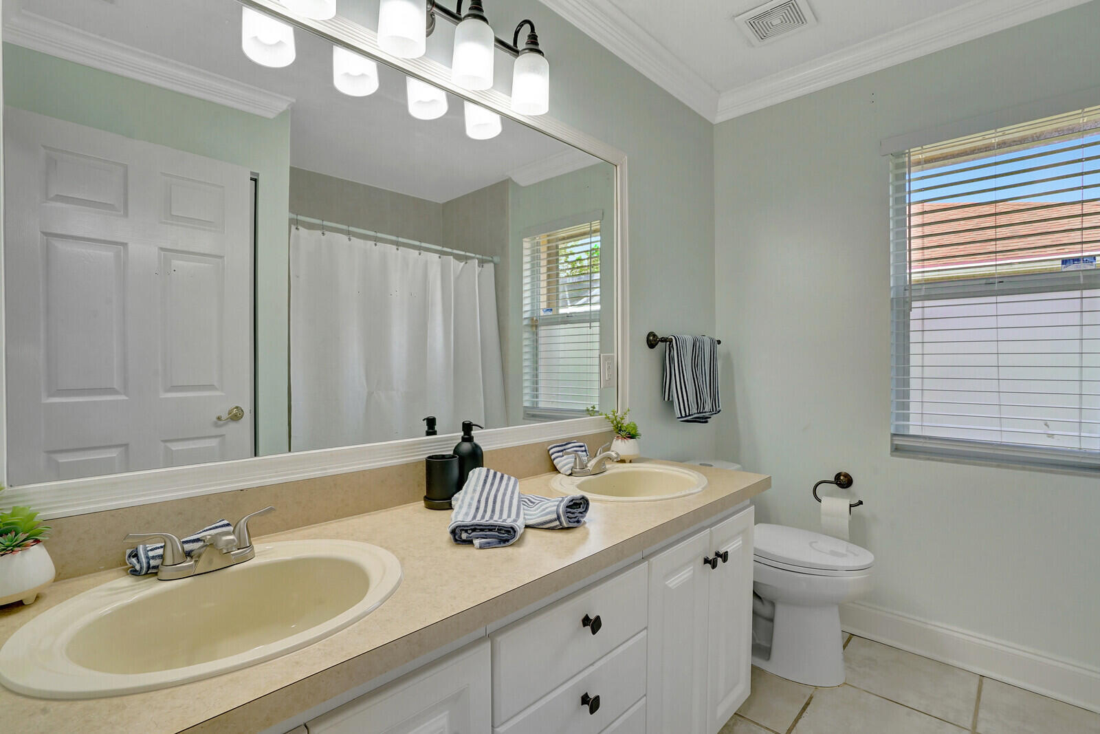 Sugar Pond Manor - Residential