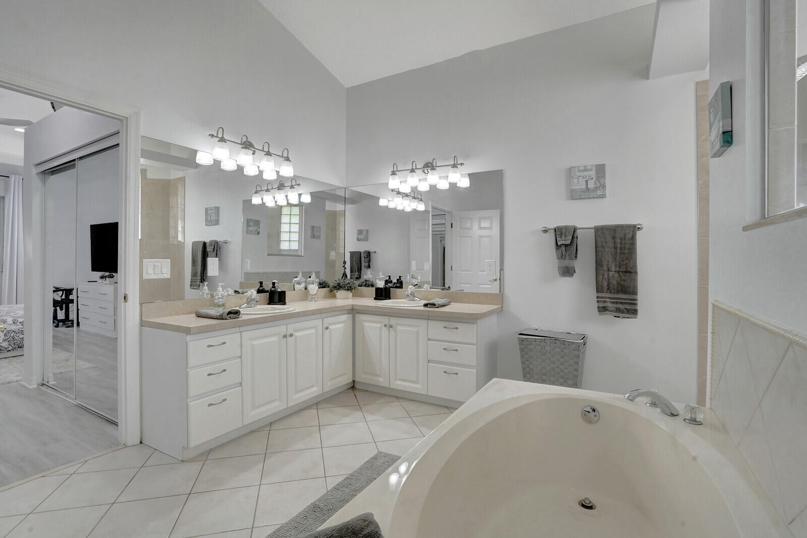 Sugar Pond Manor - Residential