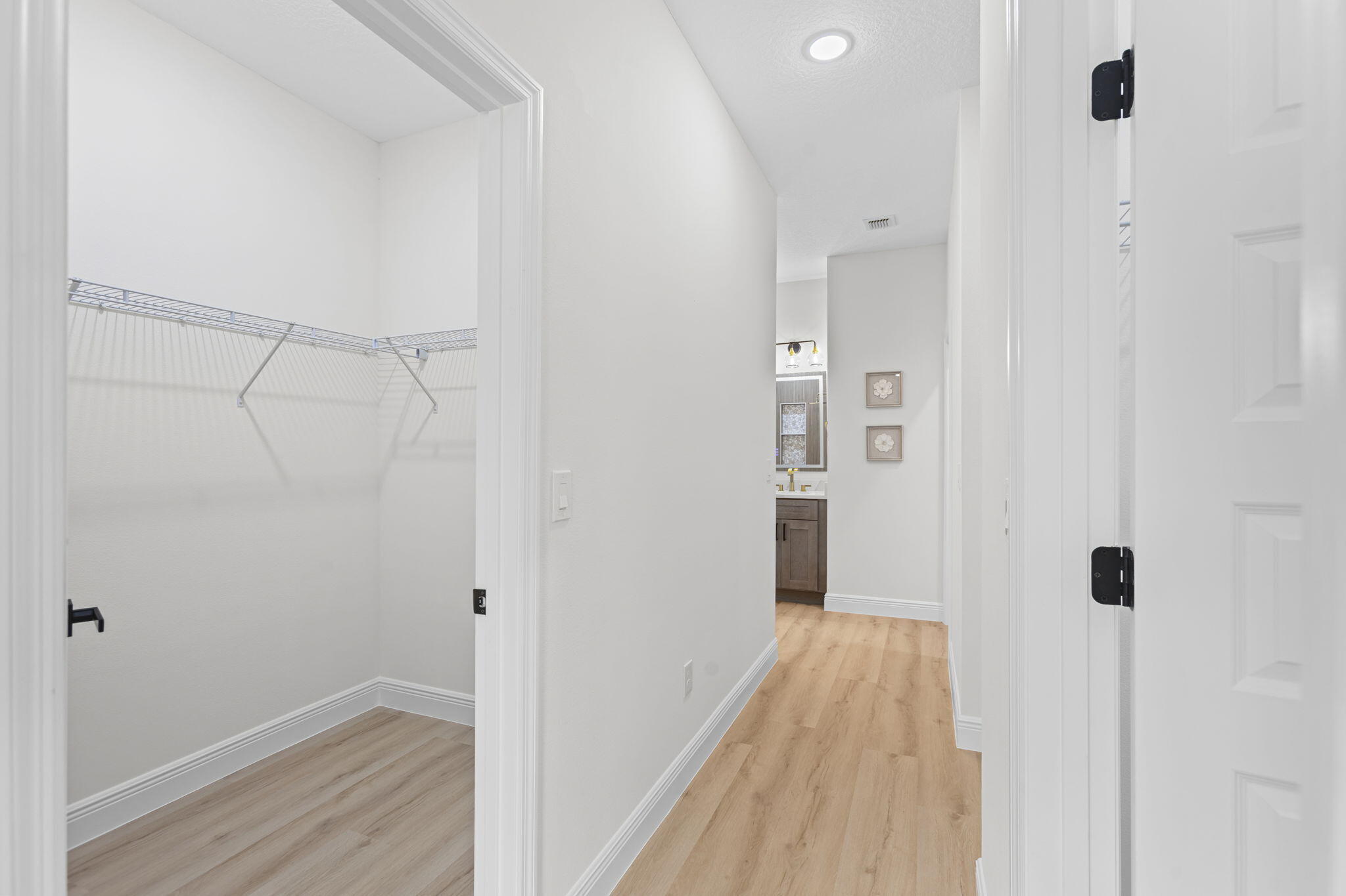 VERO LAKE ESTATES UNIT C - Residential