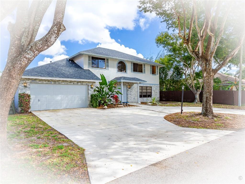 WATCH THE SLIDESHOW. Great Opportunity in Winston Park. This 4-bedroom pool home needs interior updating & appliances, but offers you almost 2,800 sq ft under air and sits on a HUGE lot - over a 1/4 acre. Most of the lot size is located in the HUGE fenced backyard with a pool.  It had a new roof installed in 2020, a new 50-gallon water heater in 2022, new pool pump 2020, indoor laundry room with 2017 Washer n’ Dryer, an oversized 20x20 2-car garage, a 20x13 bonus room on the 1st floor can also be converted into a 5th bedroom. In 2015 all the AC ductwork was replaced, the popcorn removed and replaced with knockdown (areas of the knockdown will still need to be repaired).  All the bedrooms are located on the 2nd floor. The perfect Creek location, close to wonderful schools, parks & shopping.