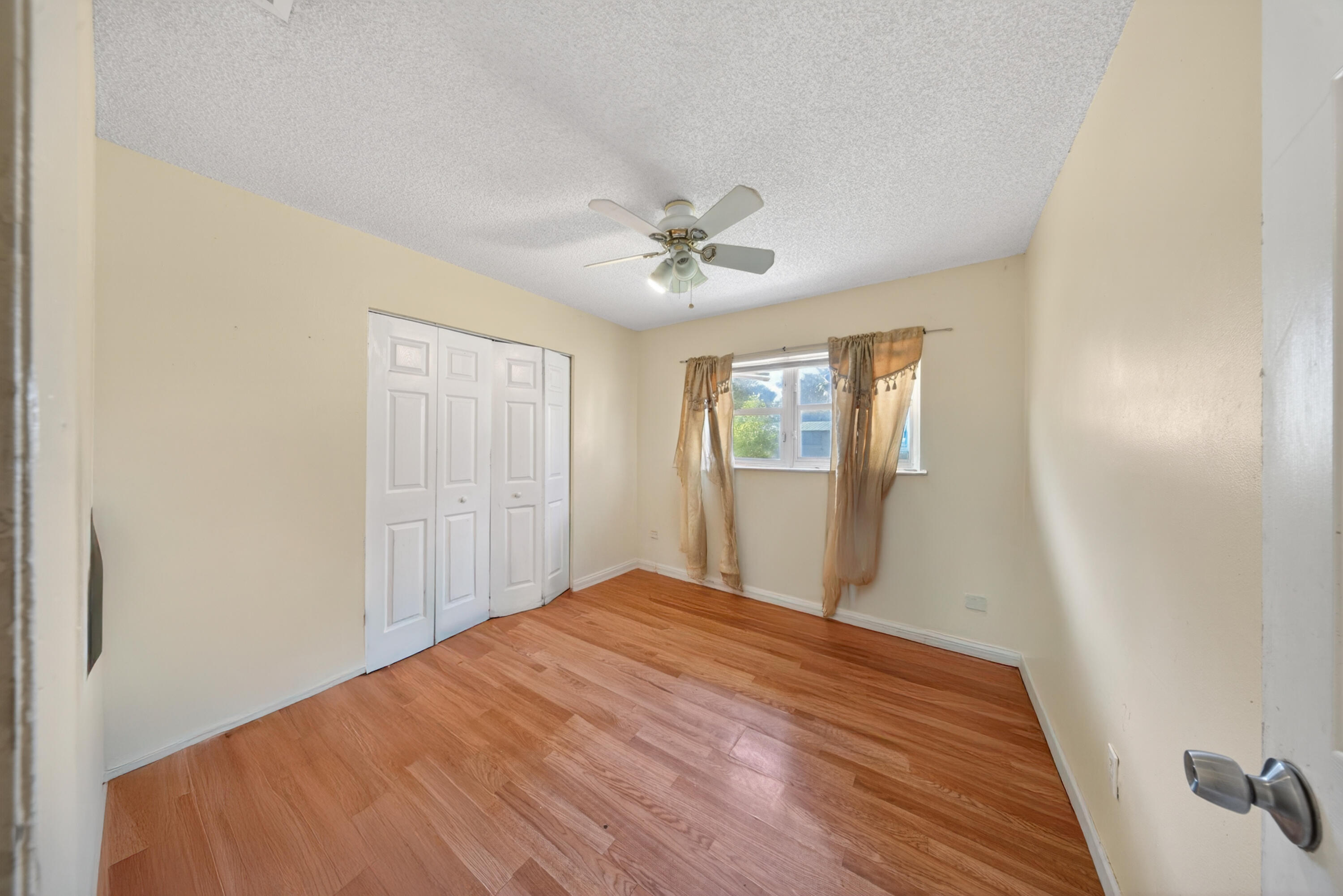 MERRIWEATHER PARK - Residential