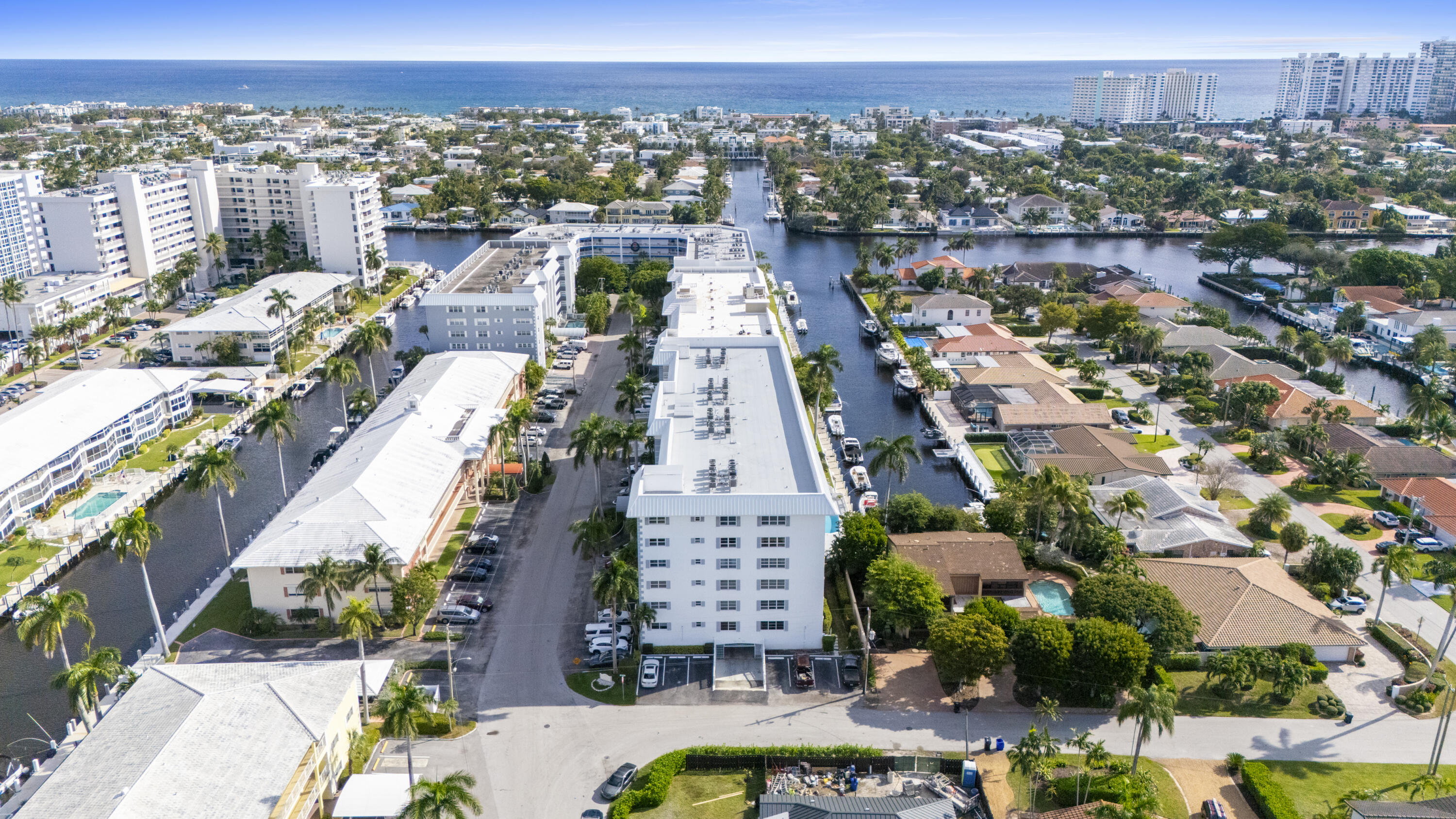 WINSTON CONDO - Residential