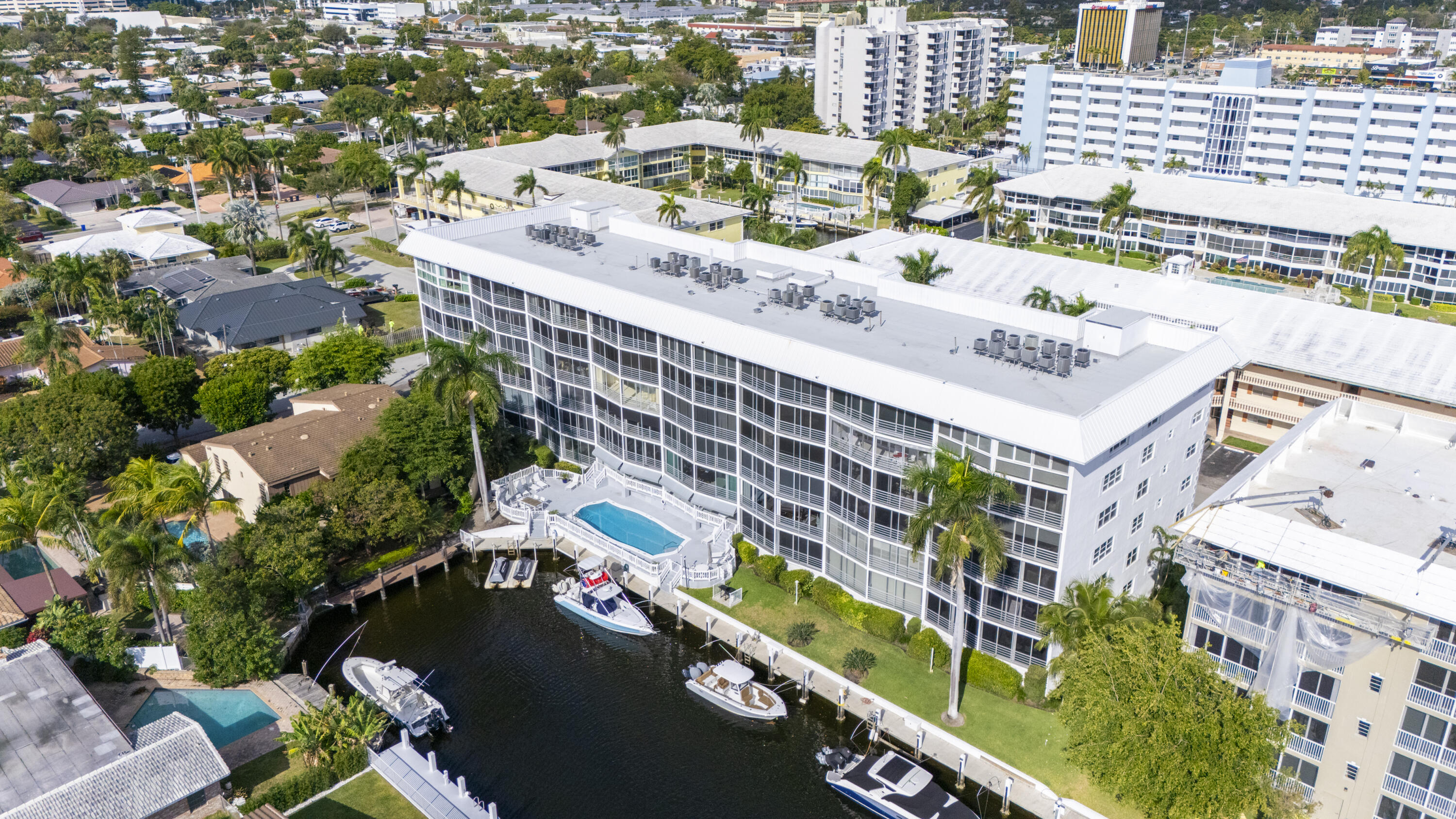 WINSTON CONDO - Residential