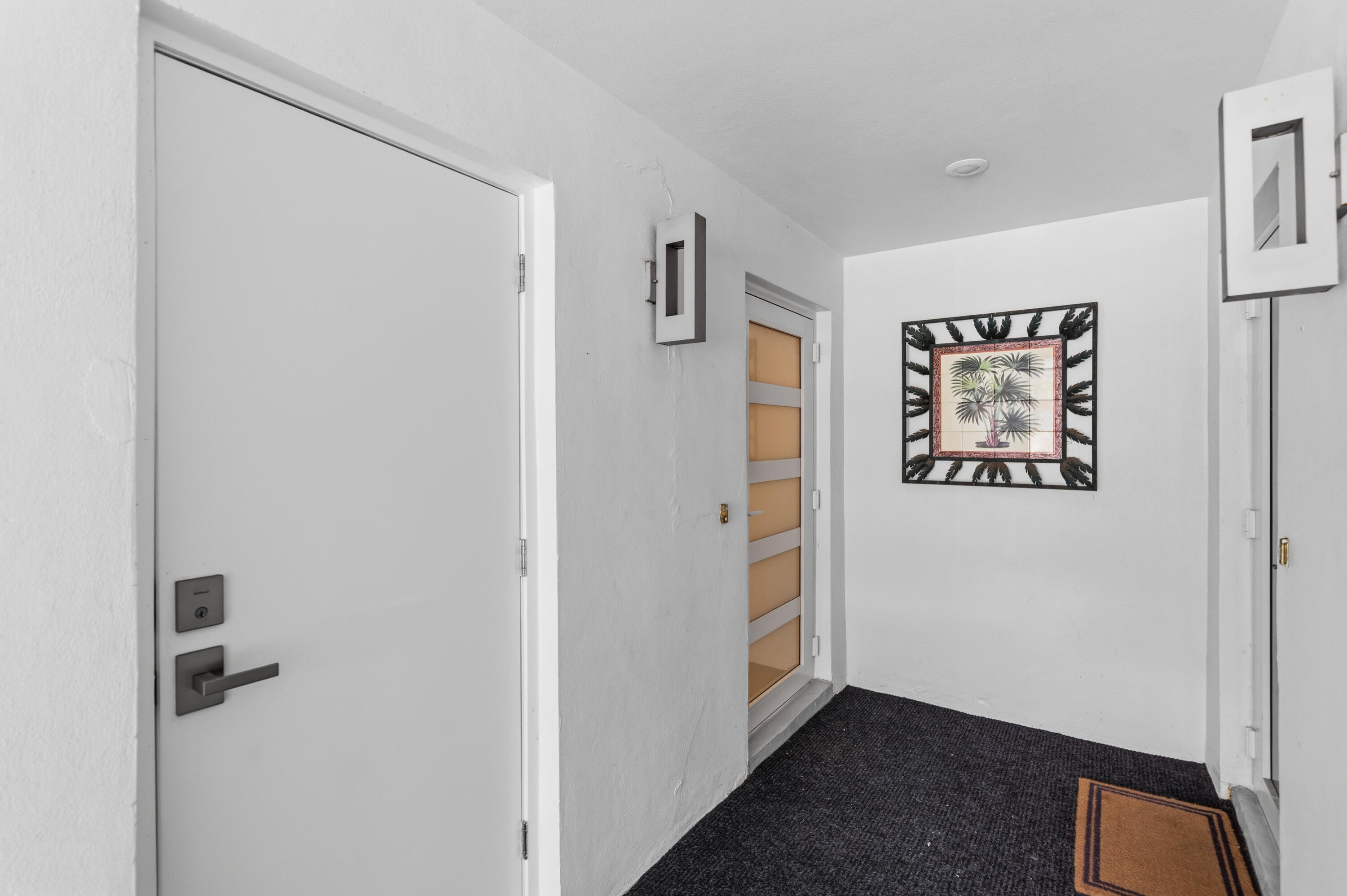 WINSTON CONDO - Residential