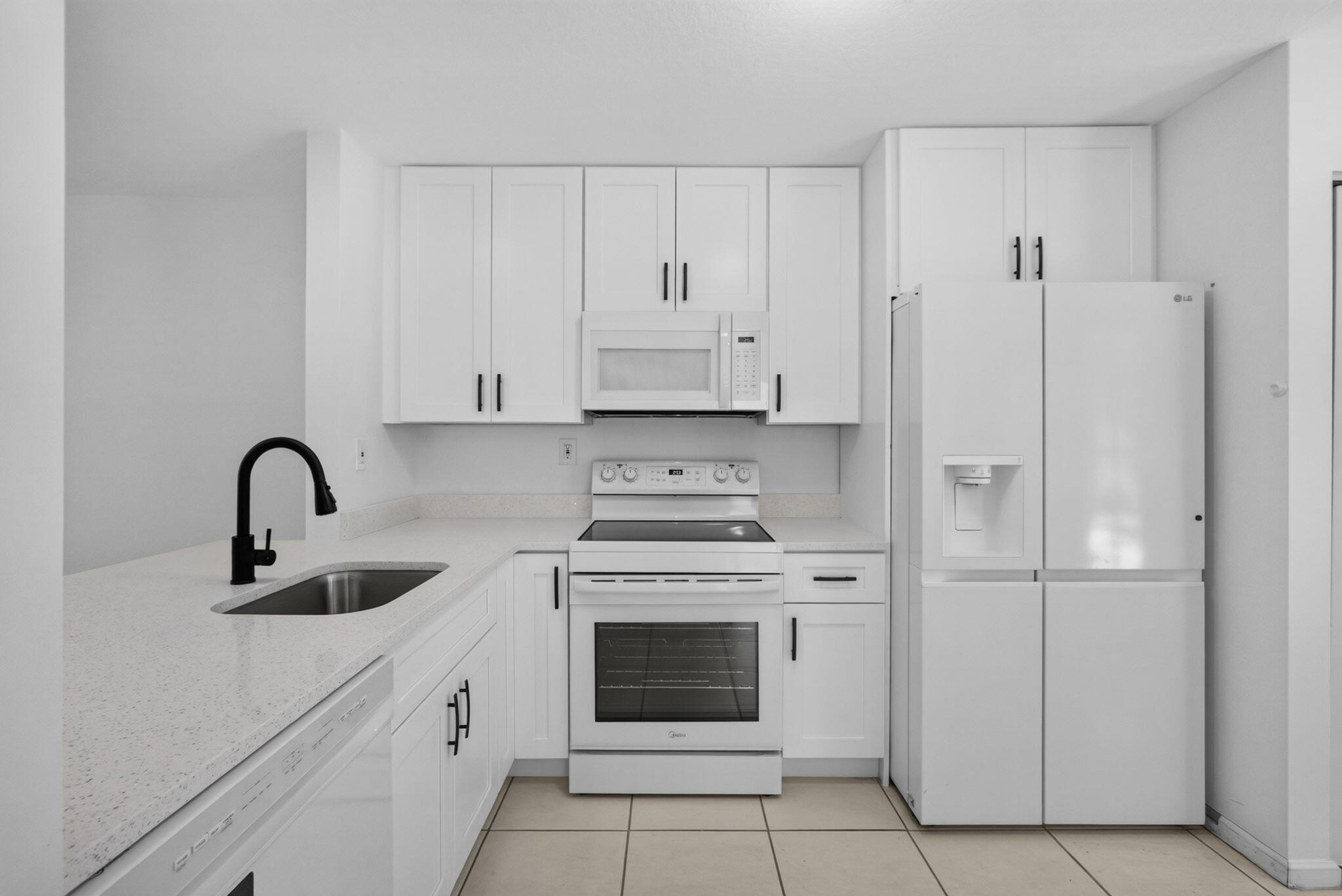 SUMMIT LAKE - Residential