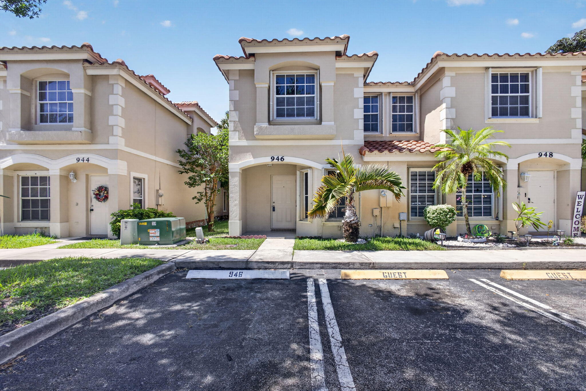 SUMMIT LAKE - Residential